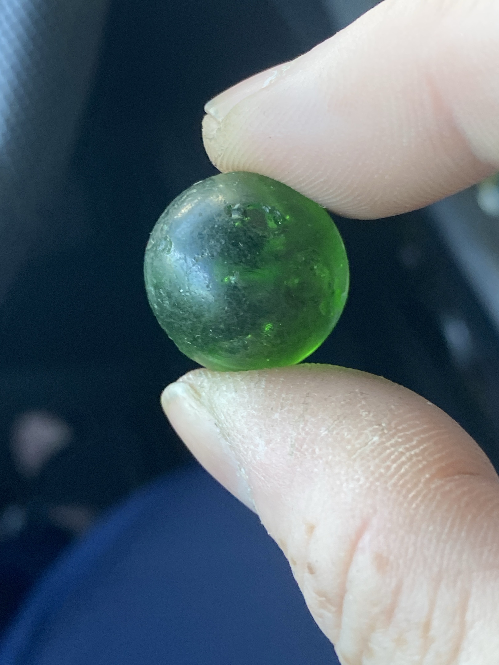 Green Clearie by Akro Agate Company, identification view