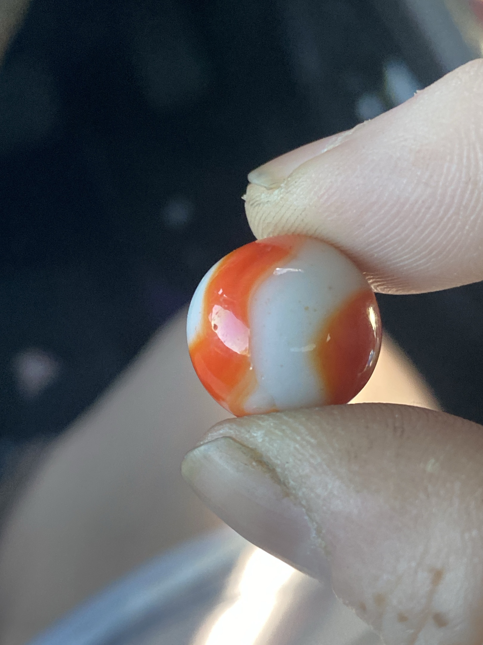 Orange & White Swirl by Vitro Agate, identification view