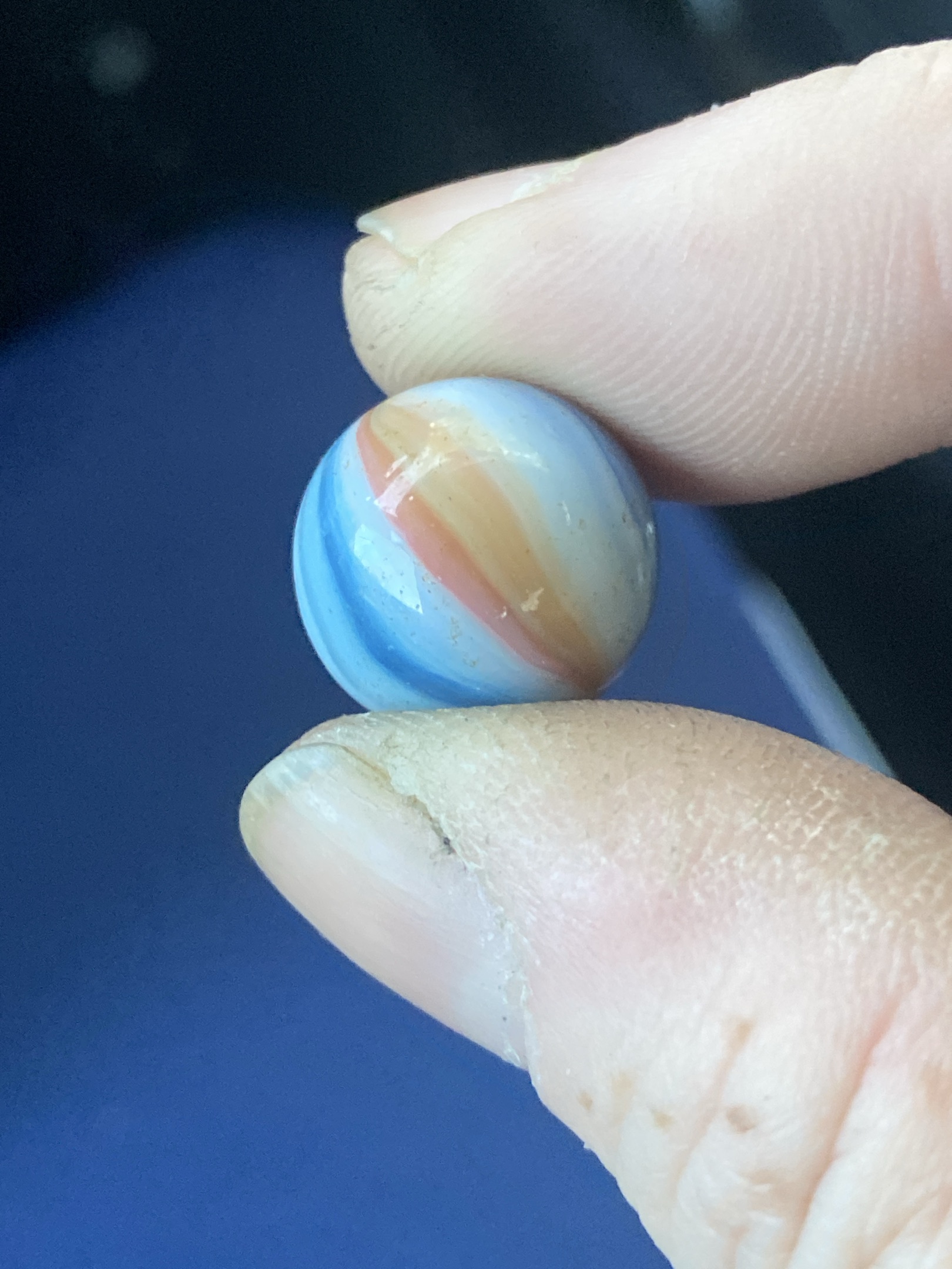 Blue and Orange Multi-Color by Vitro Agate Company, identification view