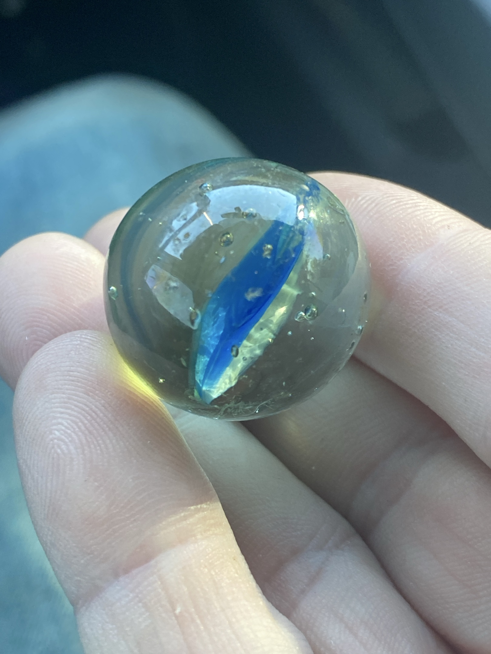 Two-Color Vane (Blue & Green) by Vitro Agate Company, identification view