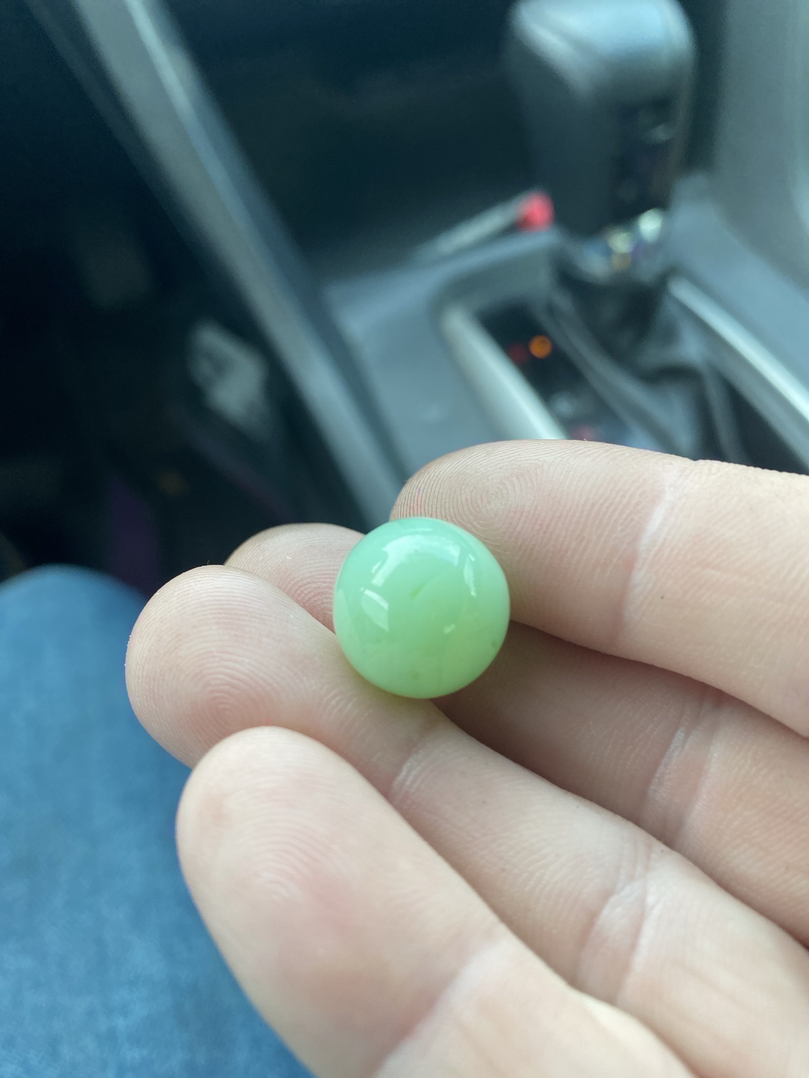 Jadeite by Akro Agate Company, identification view