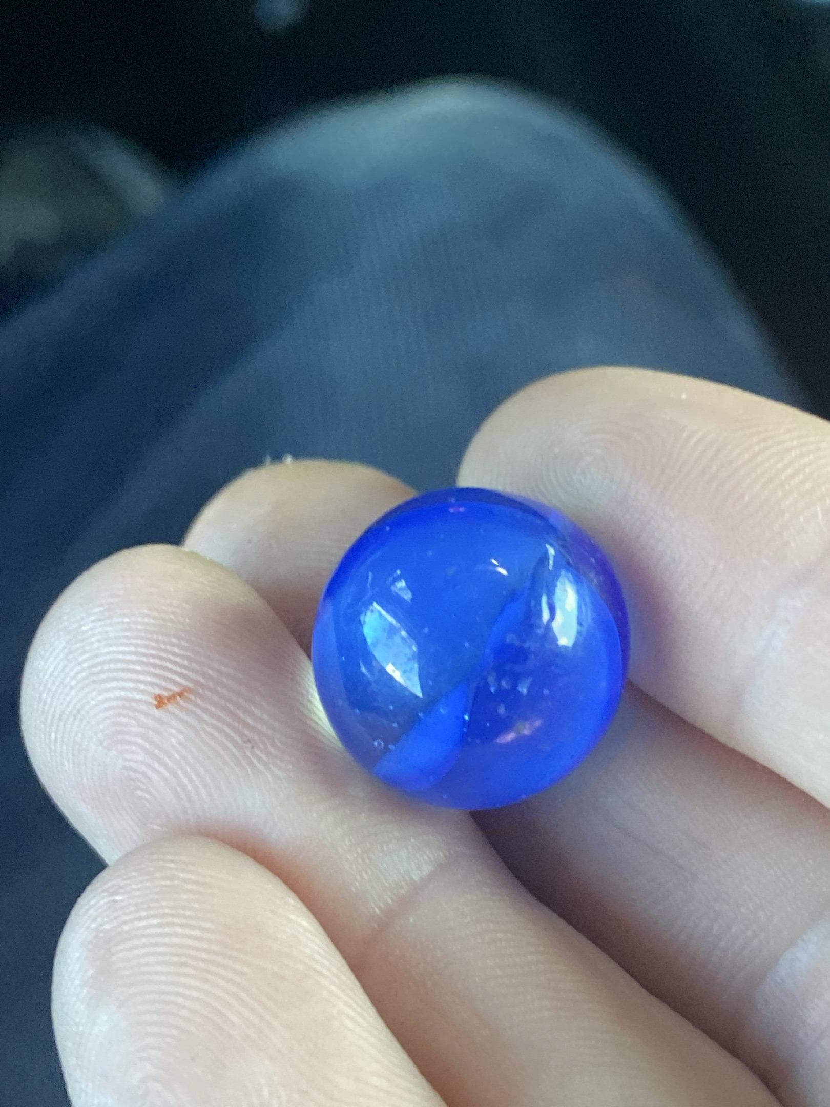 Blue Multi-Vane by Vitro Agate Company, identification view