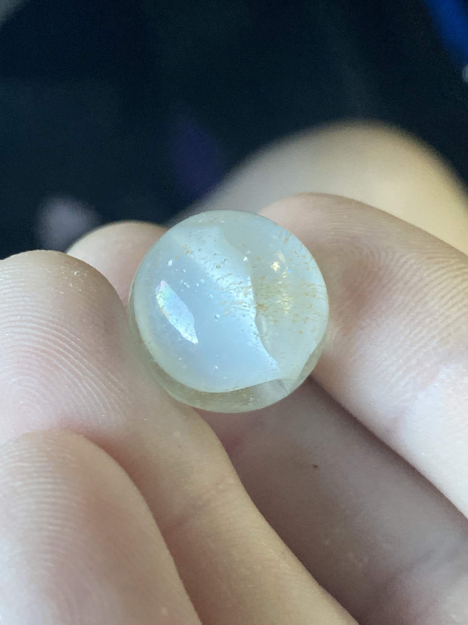White Single-Vane Shooter by Vitro Agate Company