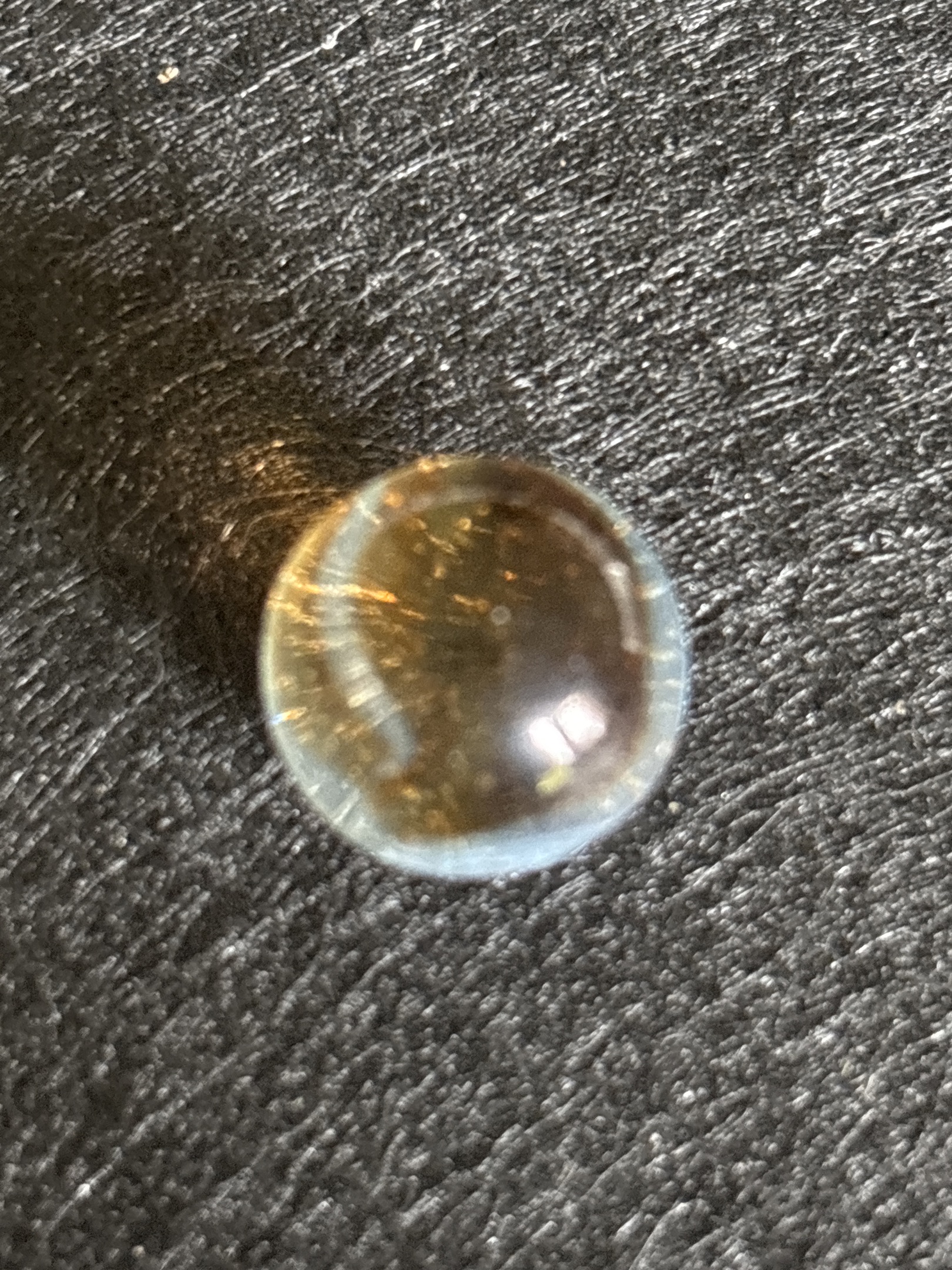 Amber Clearie - Honey Crystal by Vitro Agate Company, identification view
