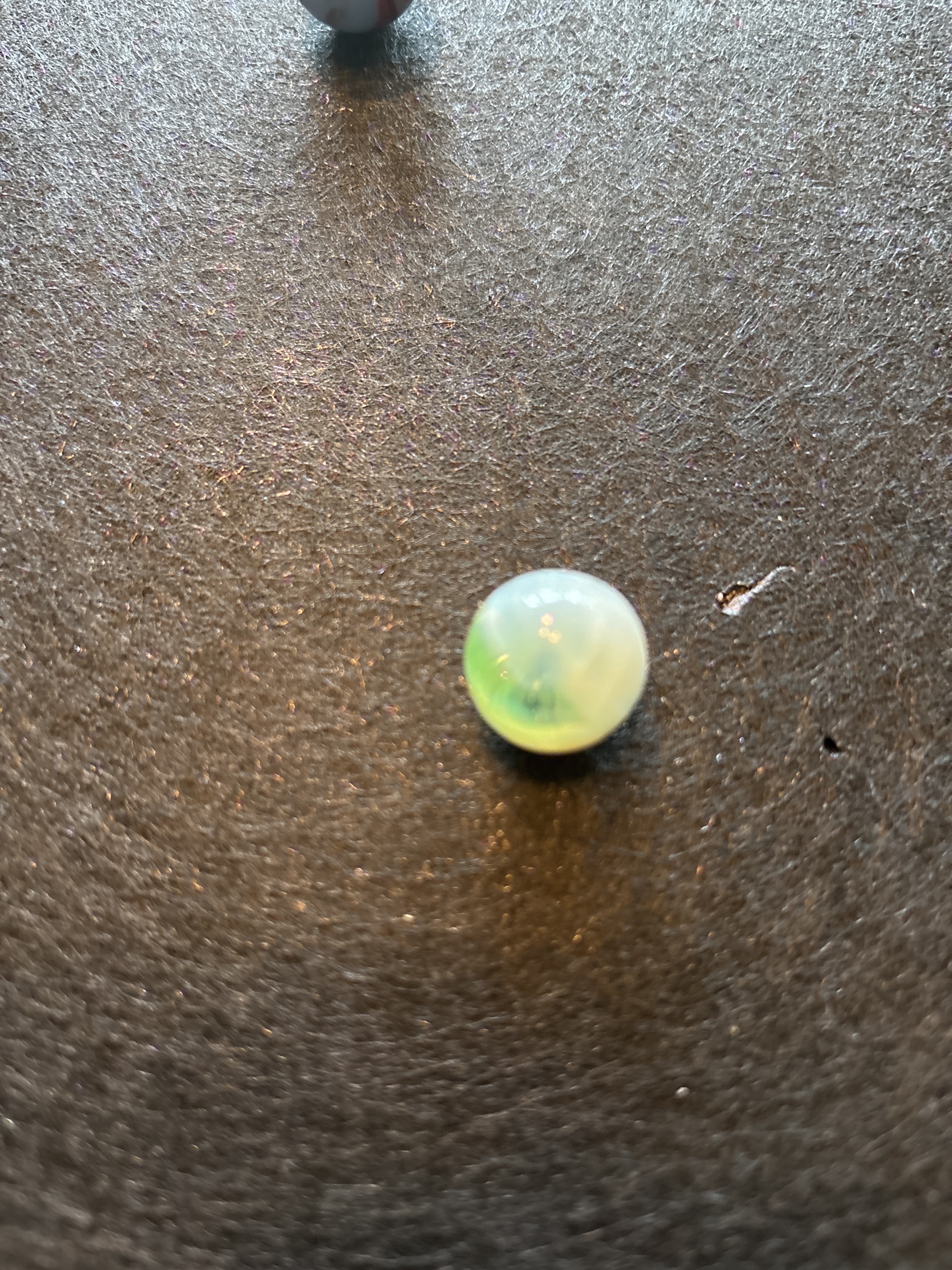 White Opal by Vitro Agate, identification view