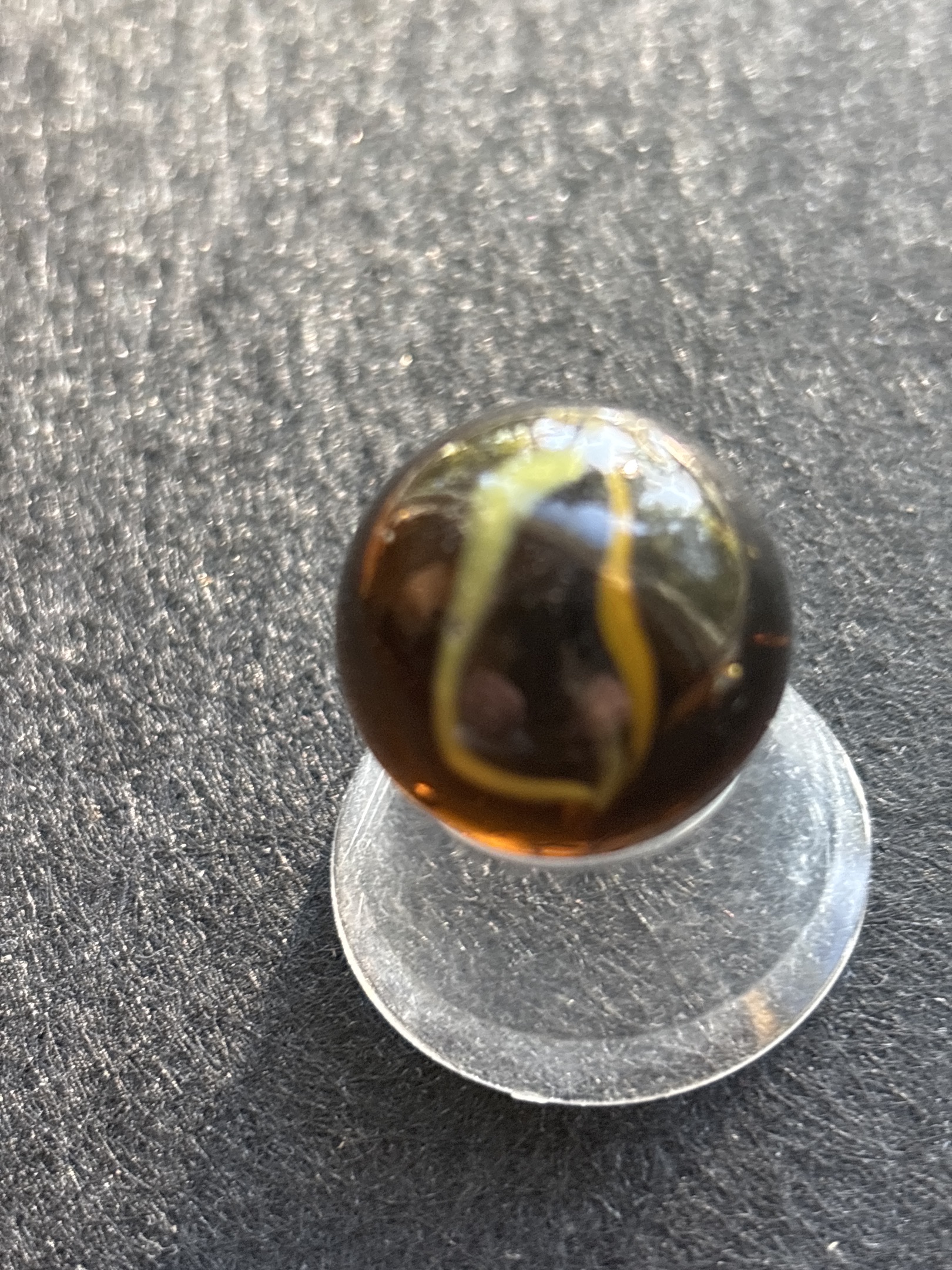 Amber Cat's Eye by Vitro Agate, identification view
