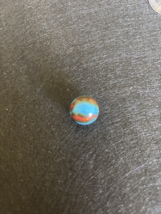 Superman by Akro Agate, identification view