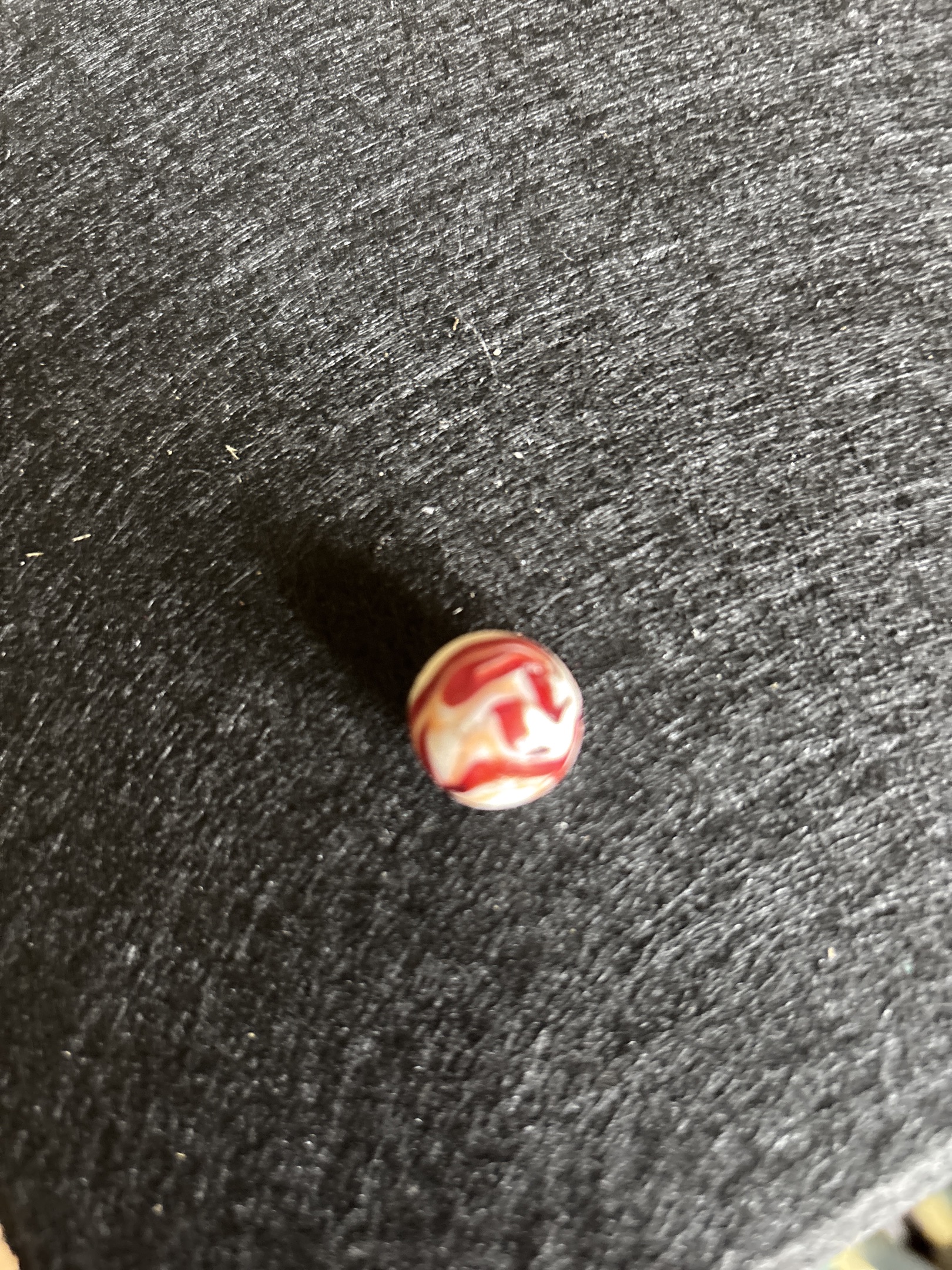 Red Special by Akro Agate, identification view