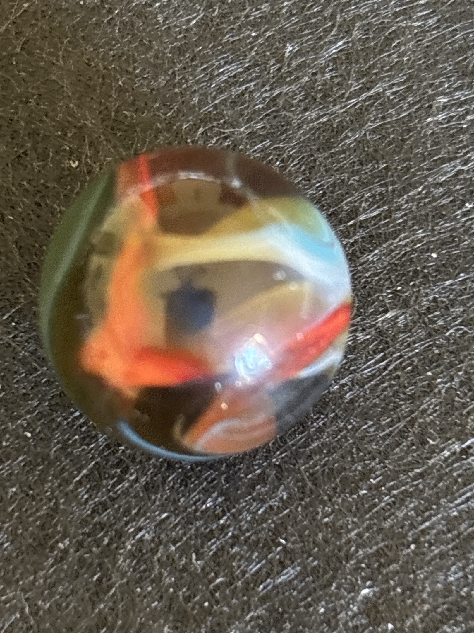 Parrot by Vitro Agate Company, identification view