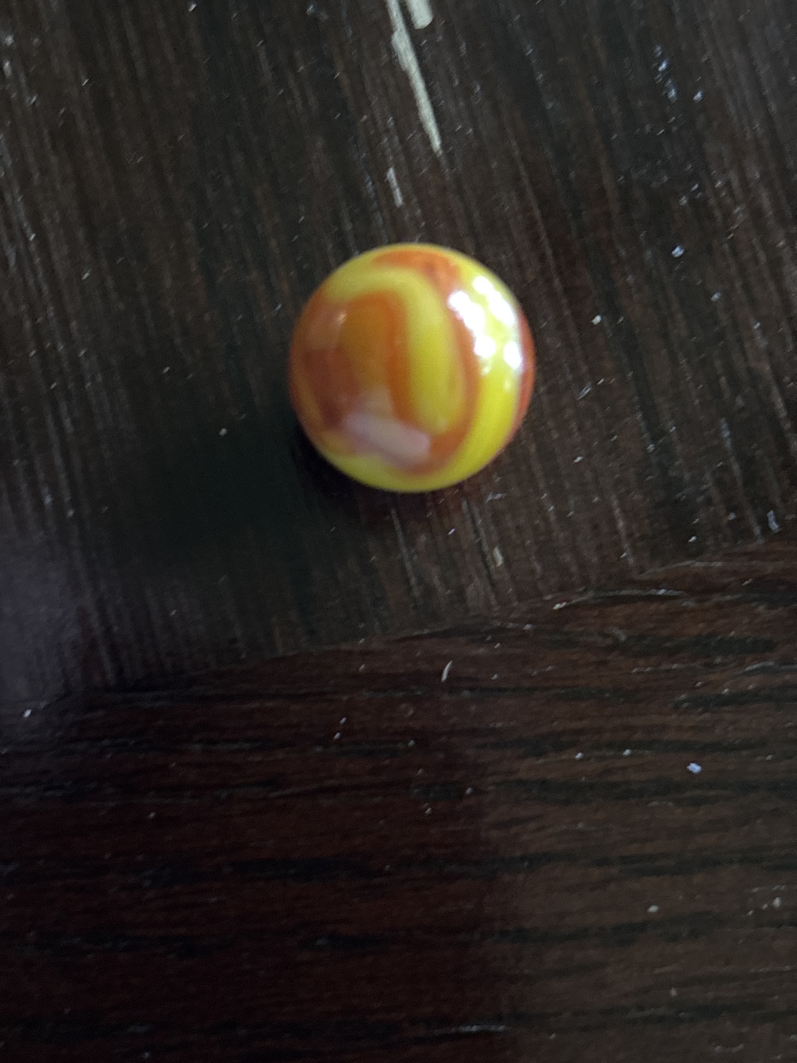 Yellow Corkscrew with Orange - Lemonade Special by Akro Agate, identification view