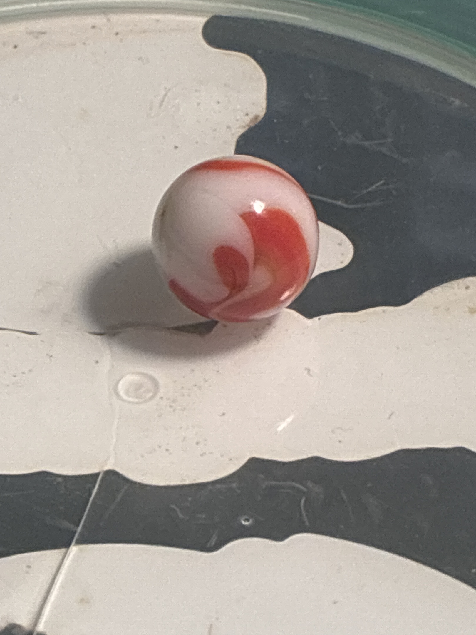 Red and White Swirl by Alley Agate, identification view
