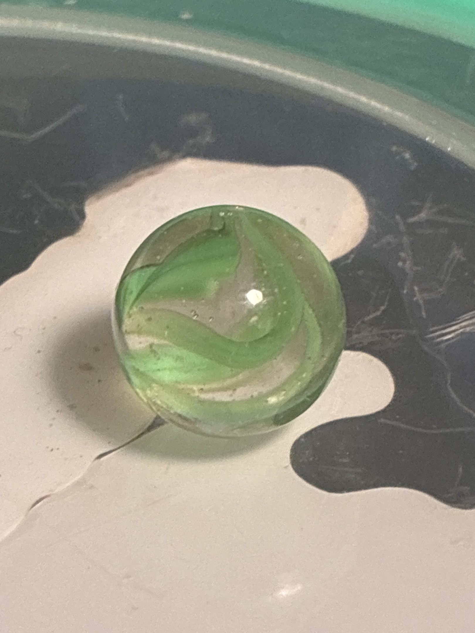 Banana Cat's Eye (Green) by Peltier Glass, identification view