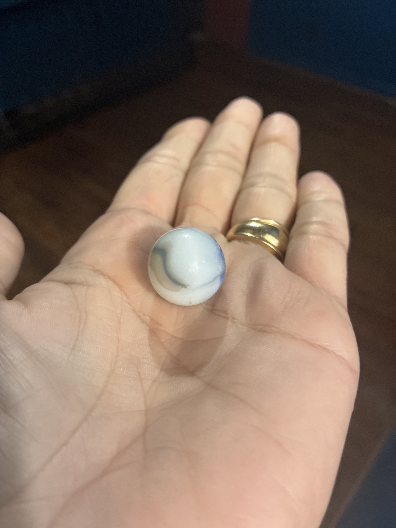 Blue Prizer / Slag-like Patch by Akro Agate, identification view