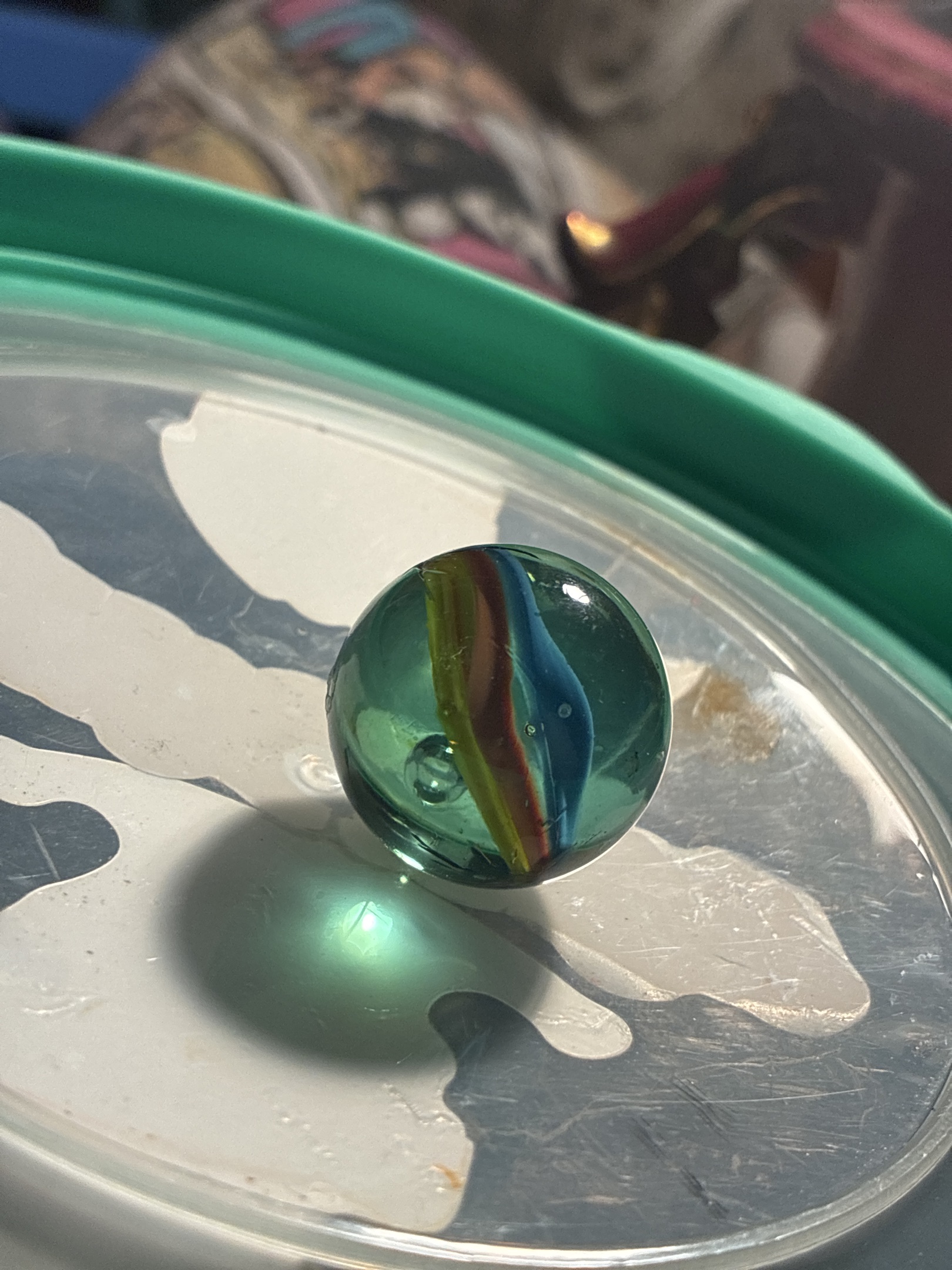 Tri-Lite by Vitro Agate Company, identification view