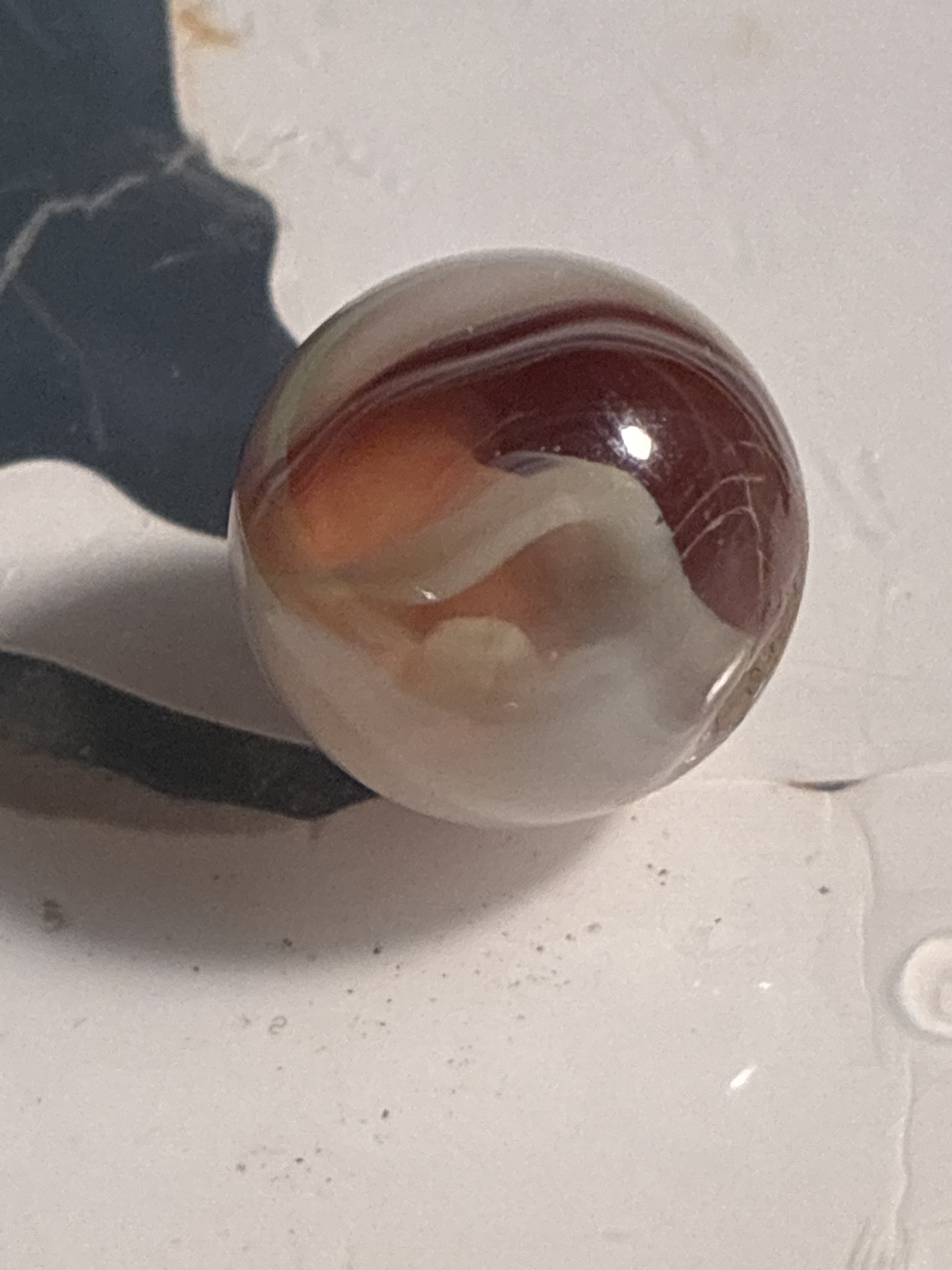 Multi-Vane Red and White by Japanese Import, identification view