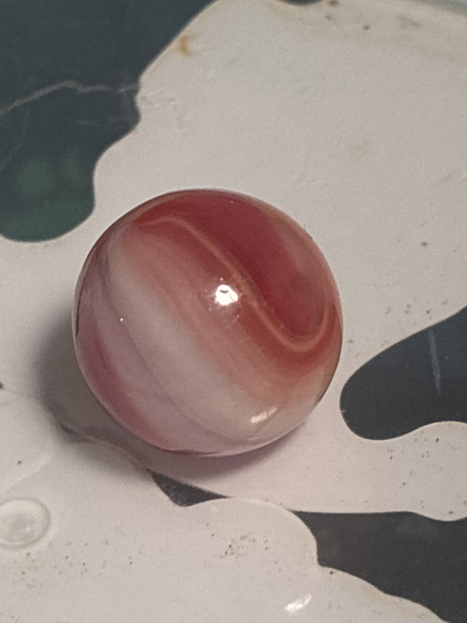 Red Slag by Christensen Agate, identification view