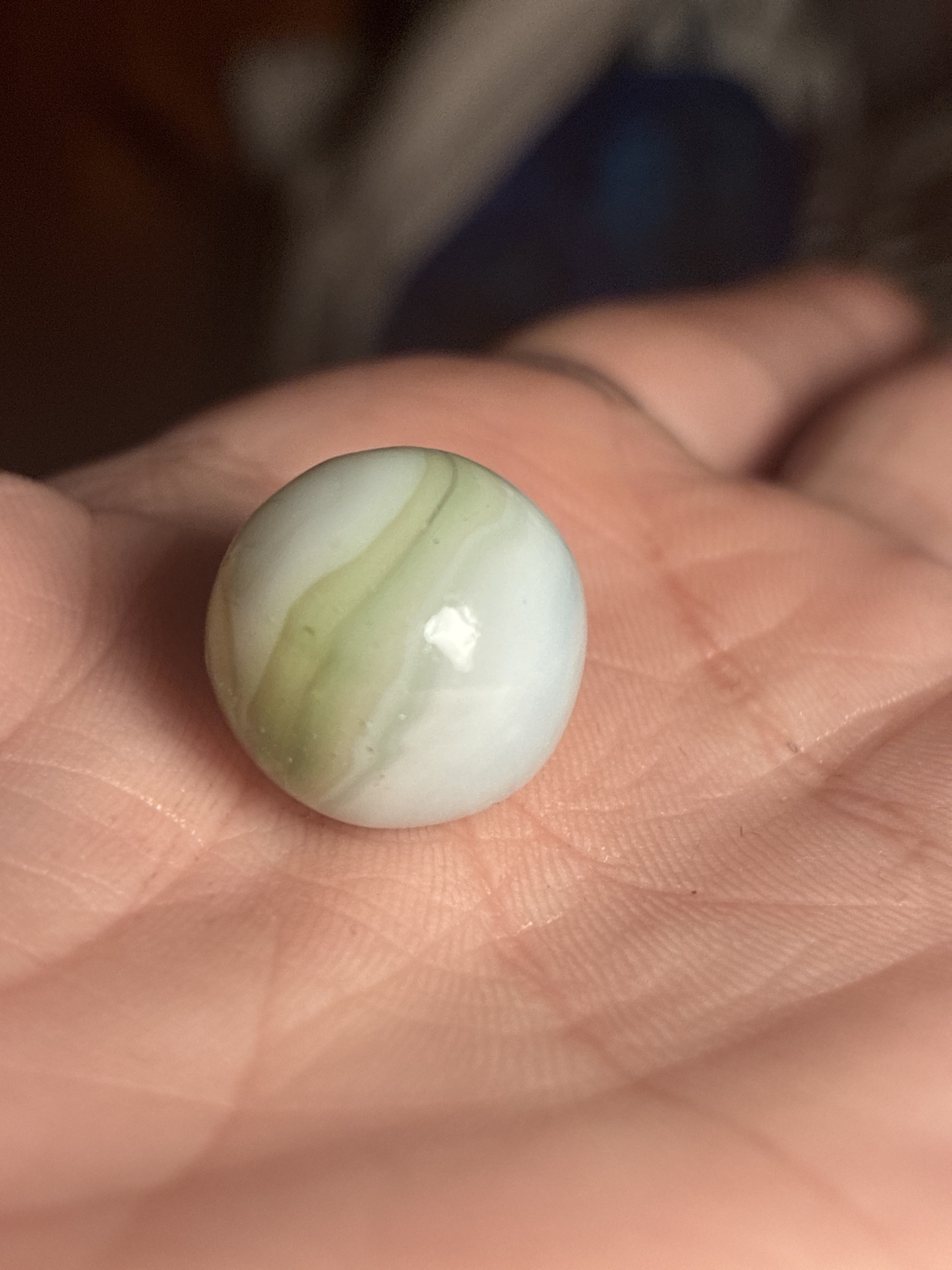 Green and White Swirl by Alley Agate, identification view