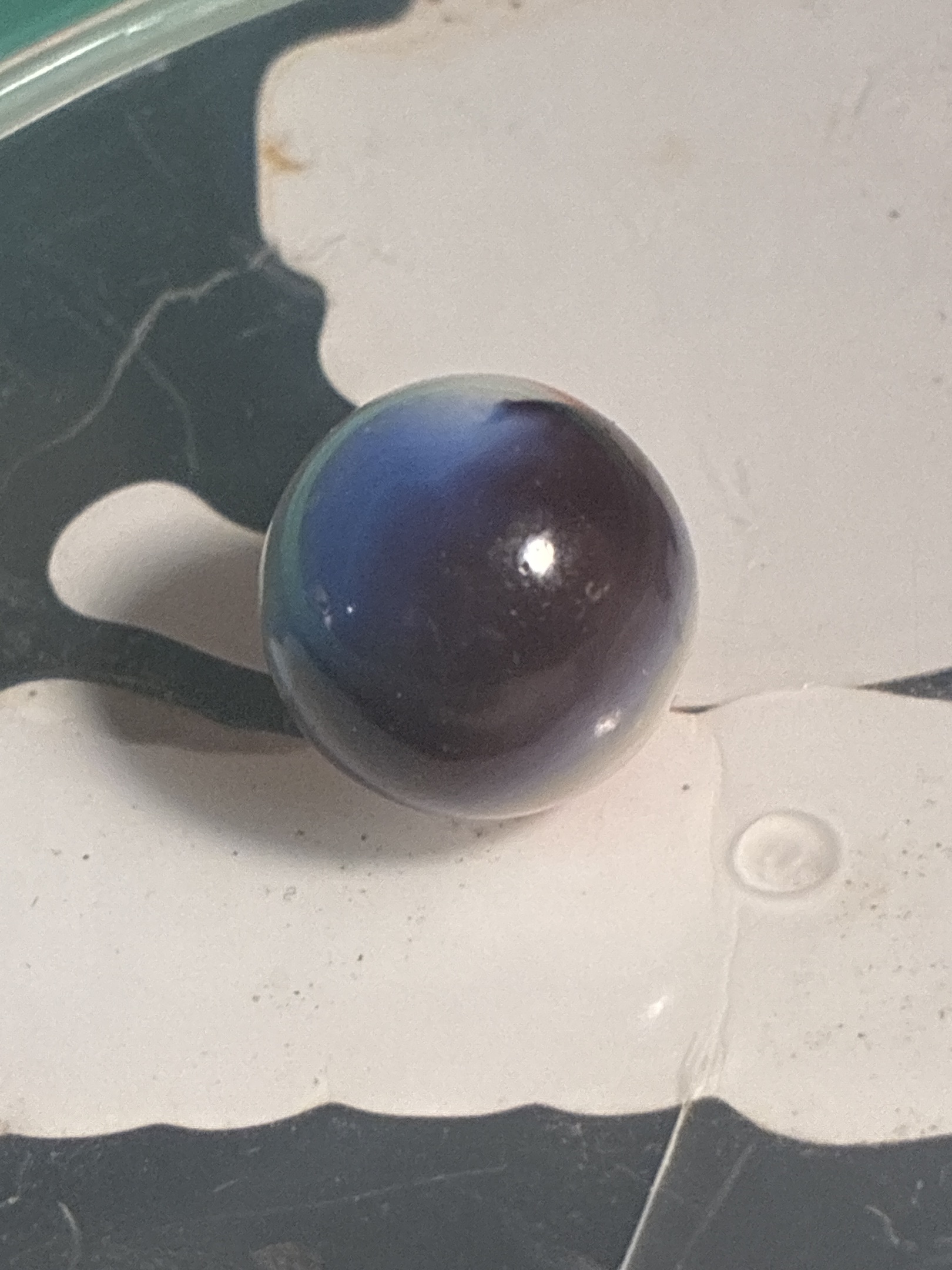 Liberty by Peltier Glass Company, identification view