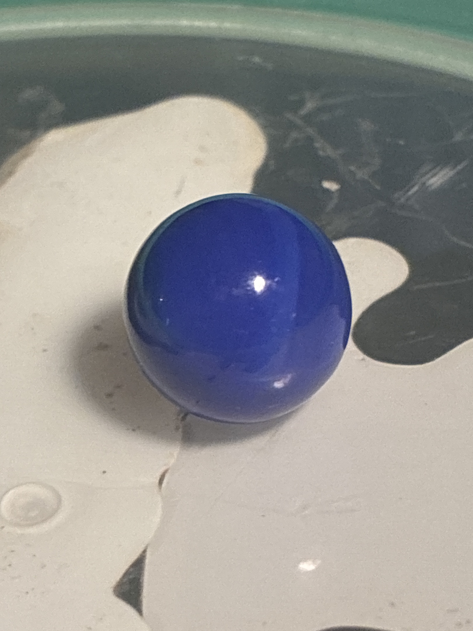 Opaque Blue by Vitro Agate, identification view