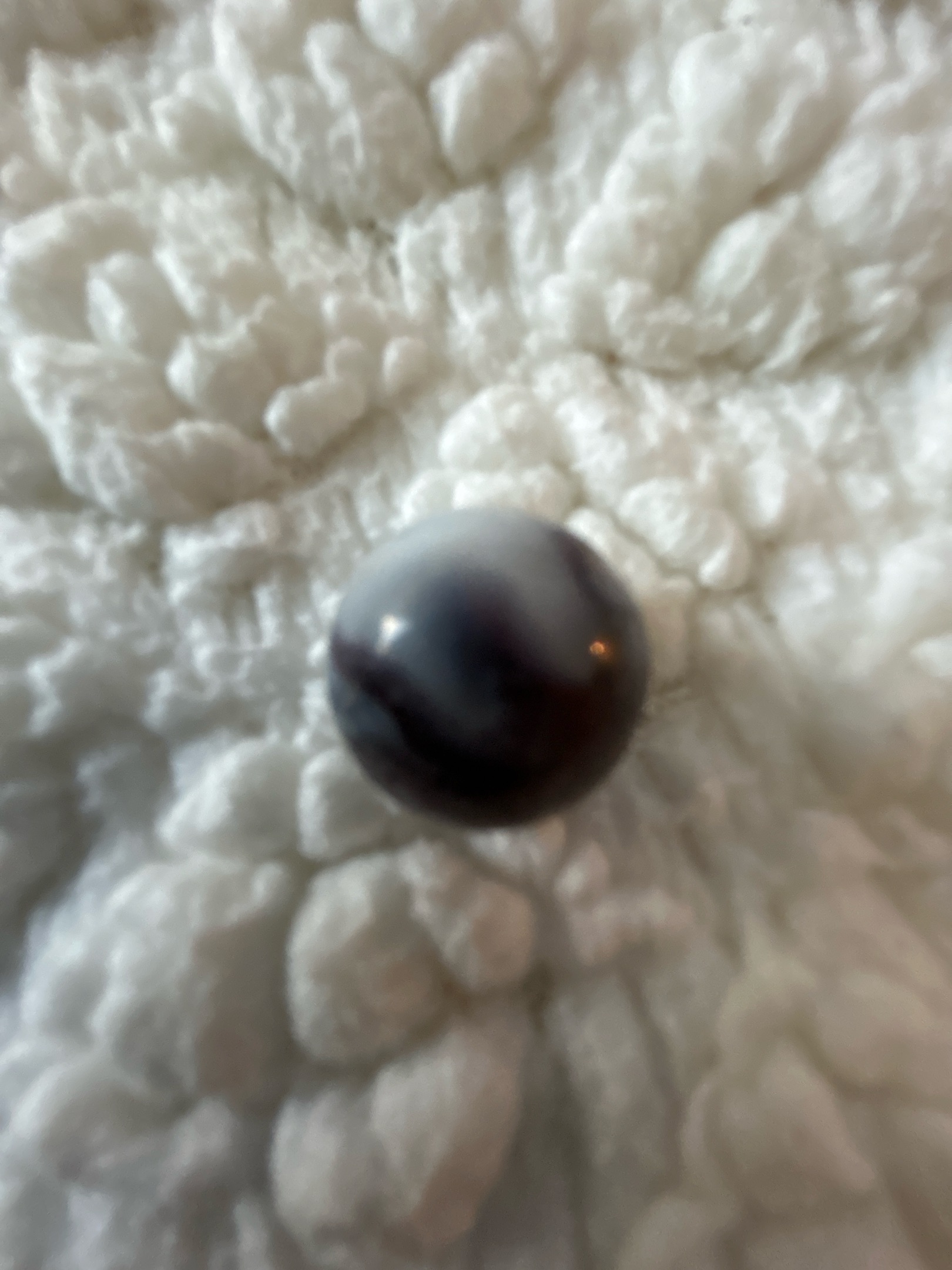 Black and White Swirl by Alley Agate, identification view