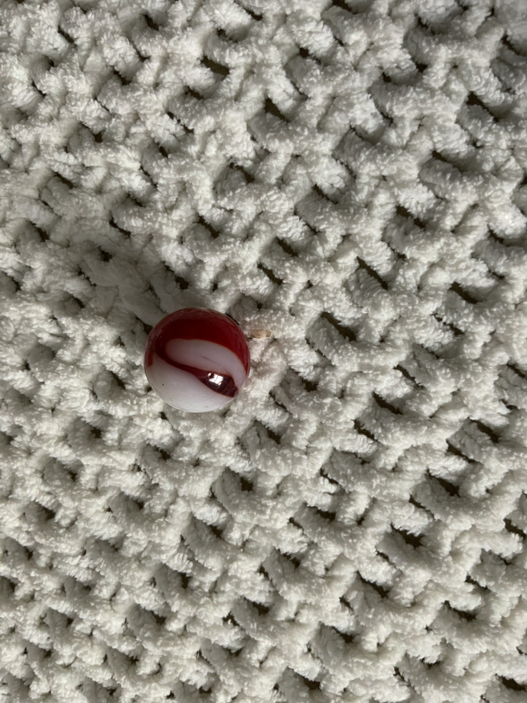 Conqueror - Red and White by Vitro Agate, identification view