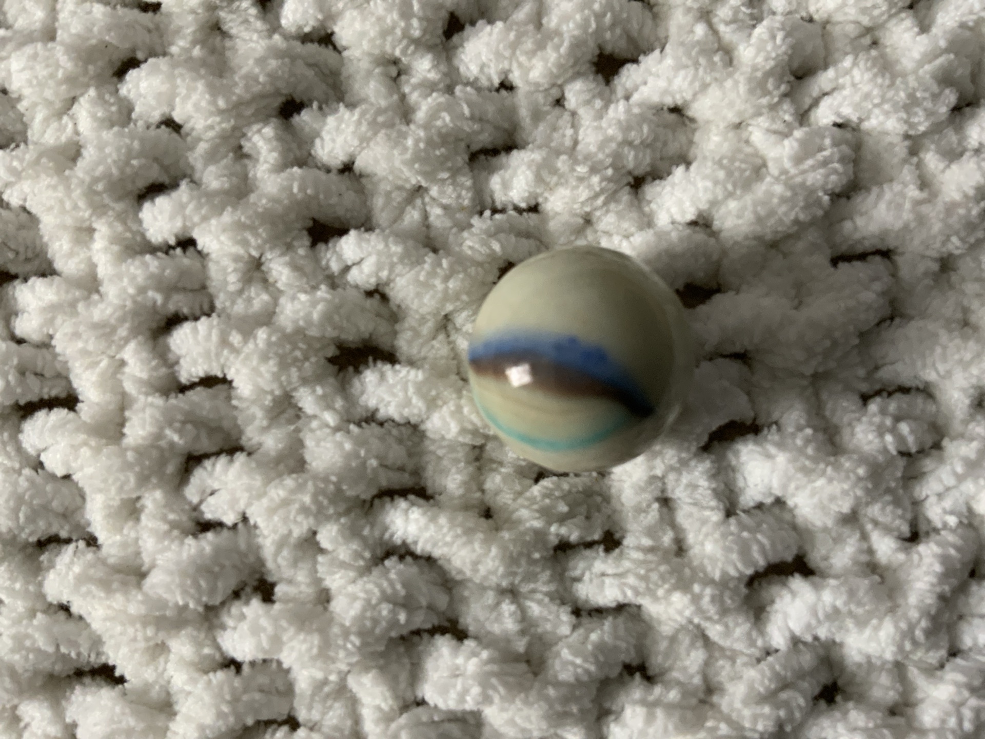 White Patch with Blue and Brown Band by Vitro Agate Company, identification view