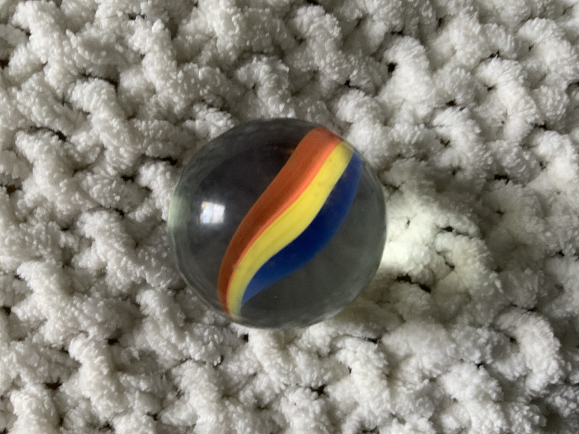 Clear Rainbo Superman Ribbon by Peltier Glass Company, identification view