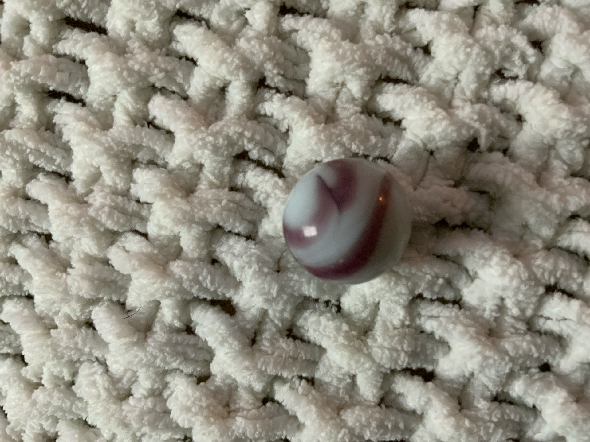 Purple and White Corkscrew by Akro Agate, identification view