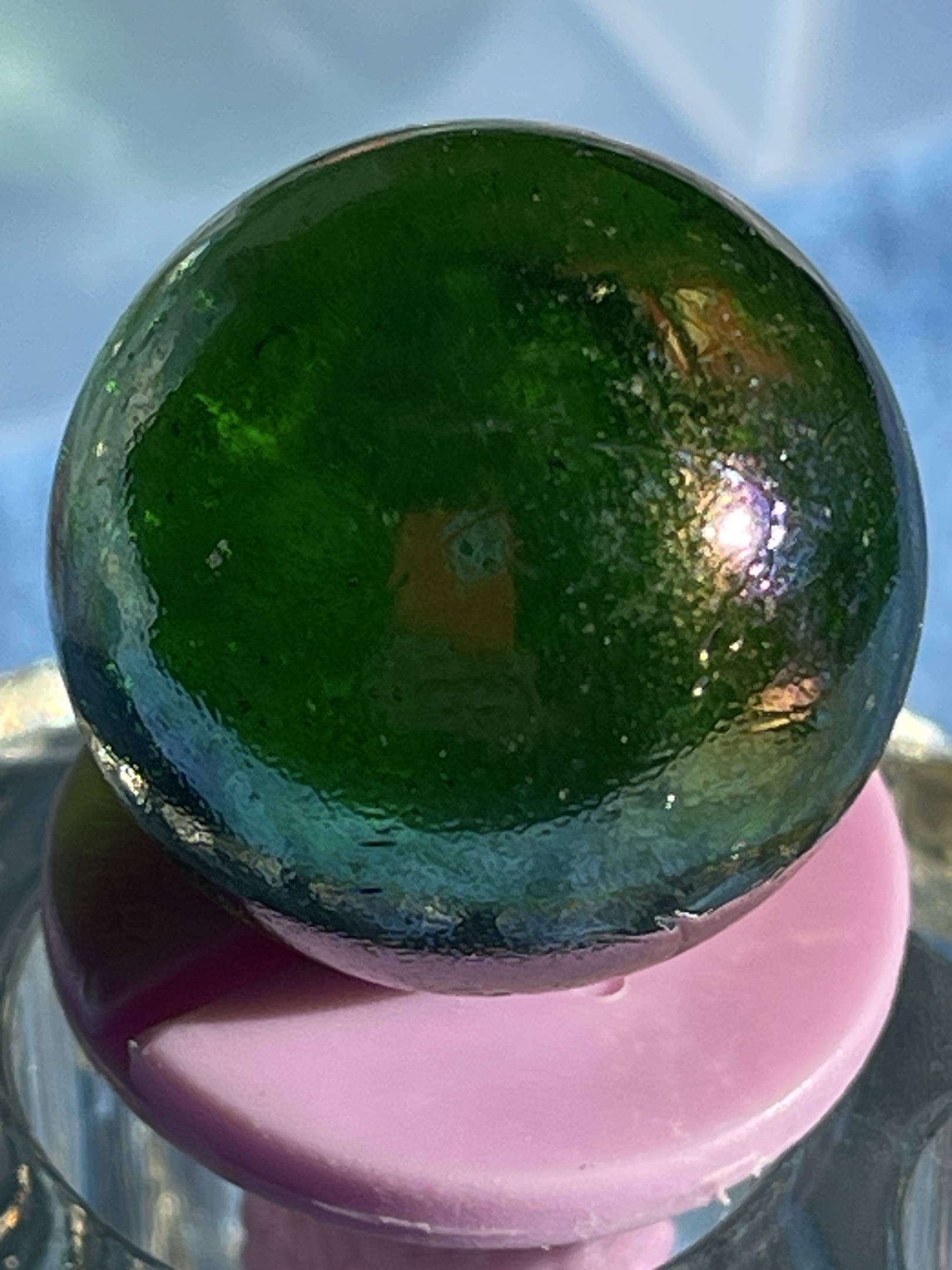 Emerald Green Clearie by Vitro Agate, identification view
