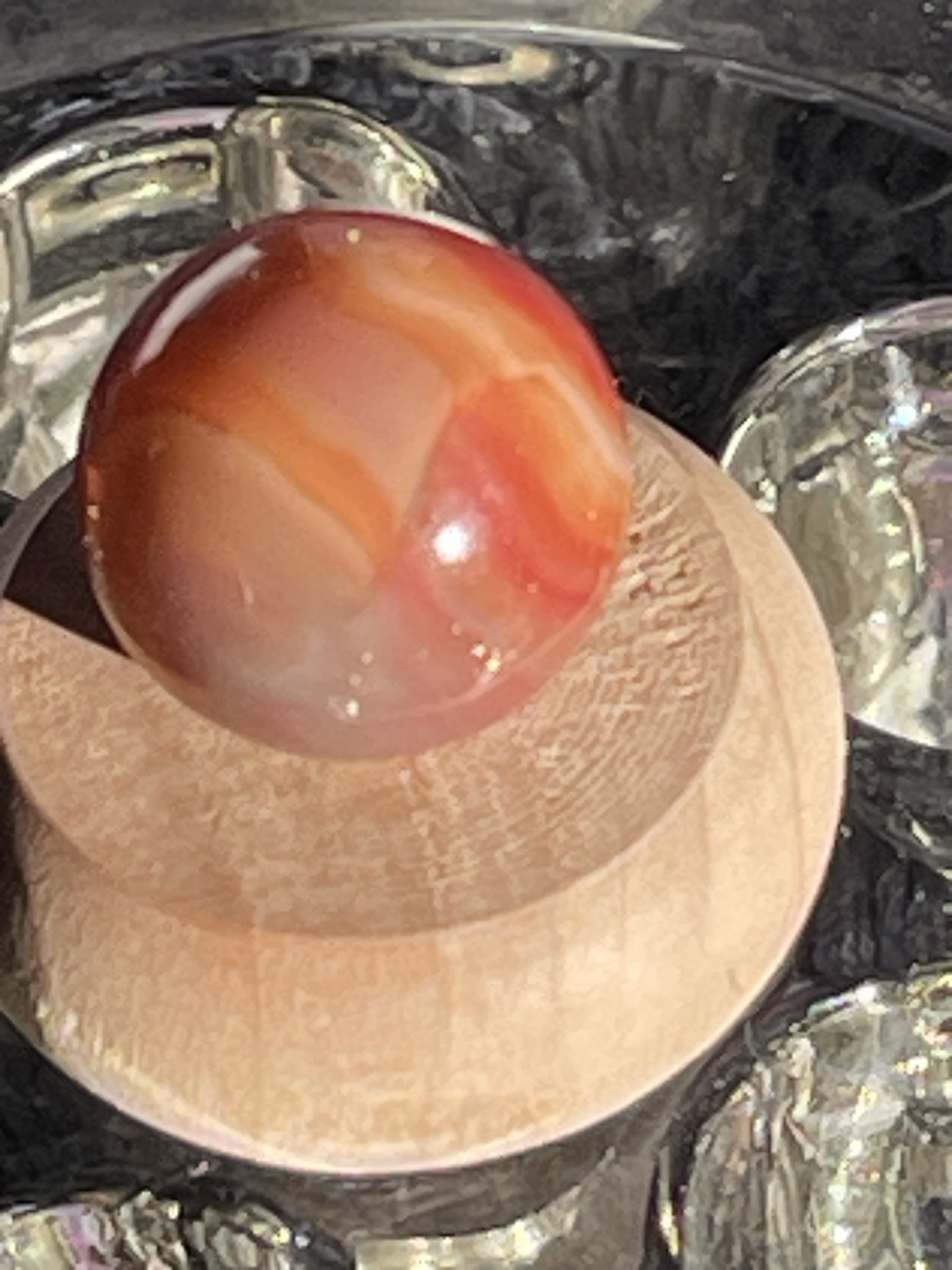 Carnelian Agate Swirl by Akro Agate, identification view