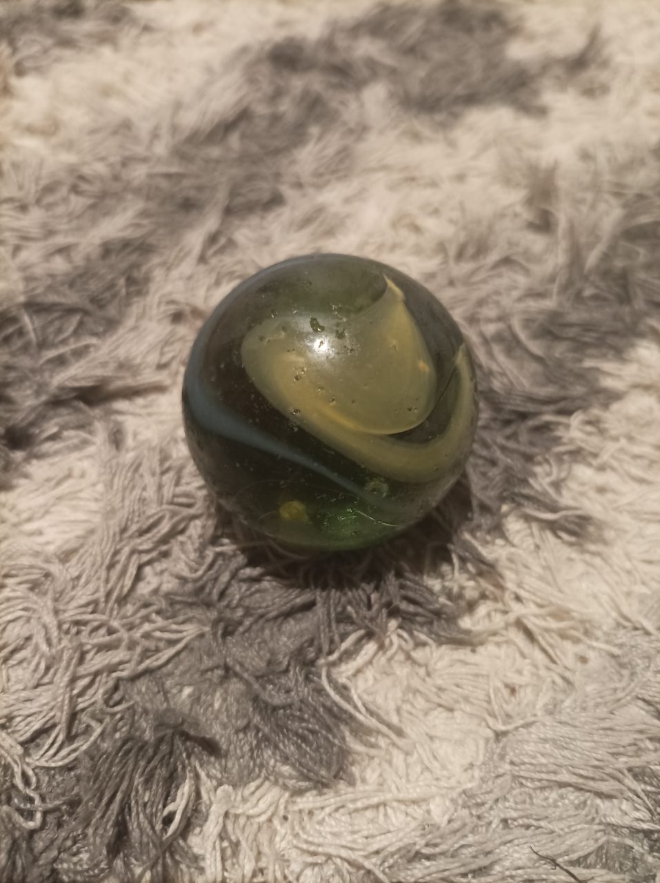 Translucent Green Swirl with White/Yellow Ribbon by Akro Agate, identification view