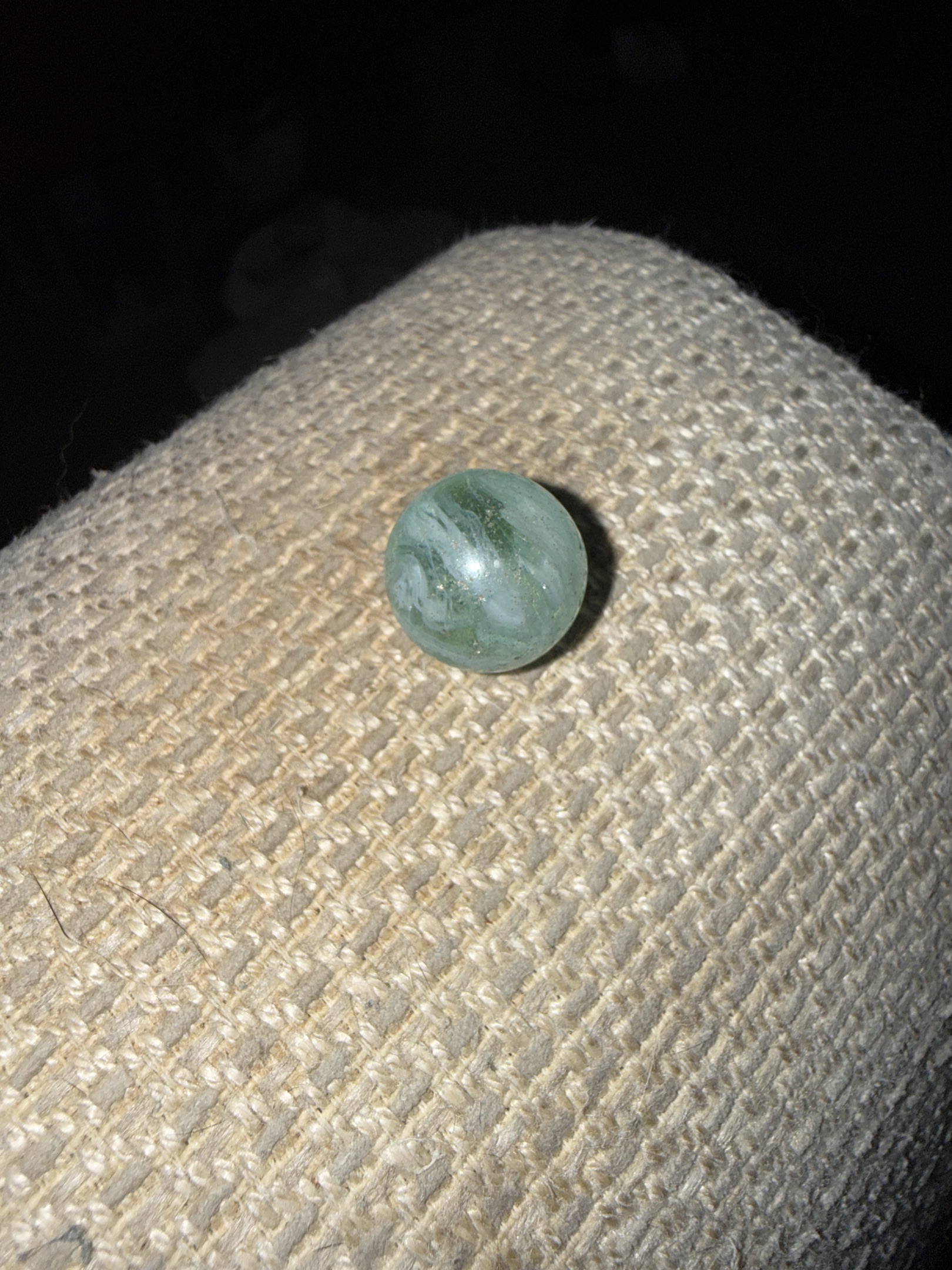 Green Ghost by Vitro Agate, identification view