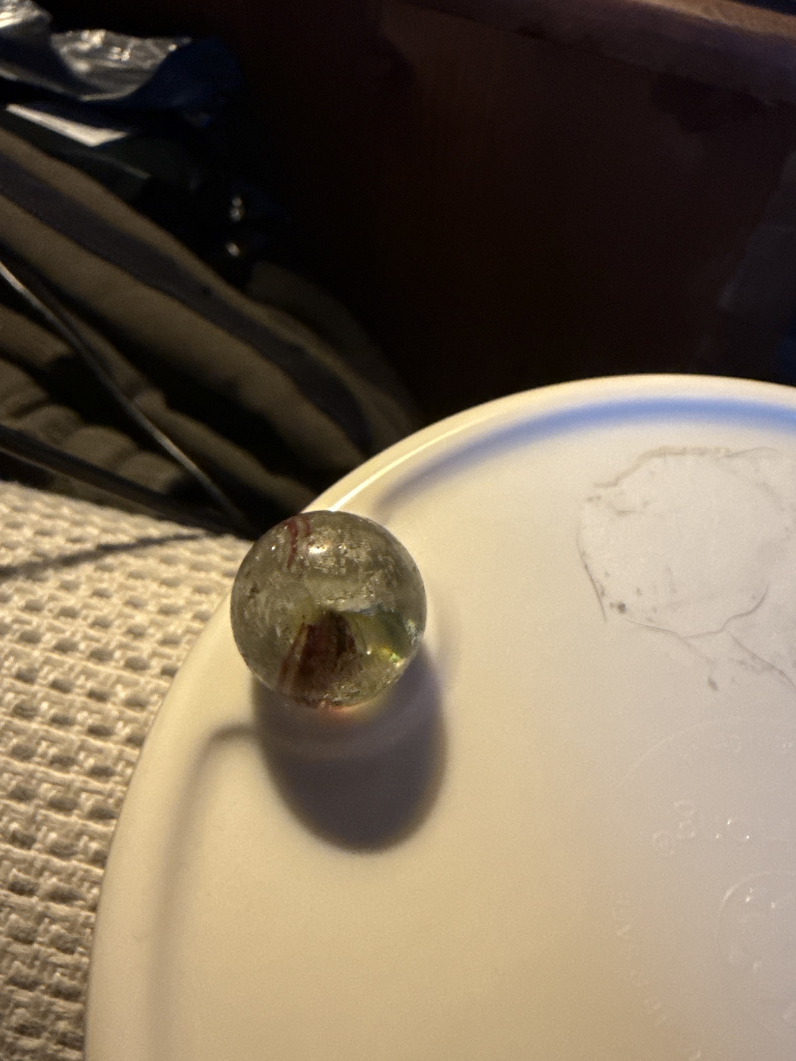 Red Ribbon Cat's Eye by Vitro Agate, identification view