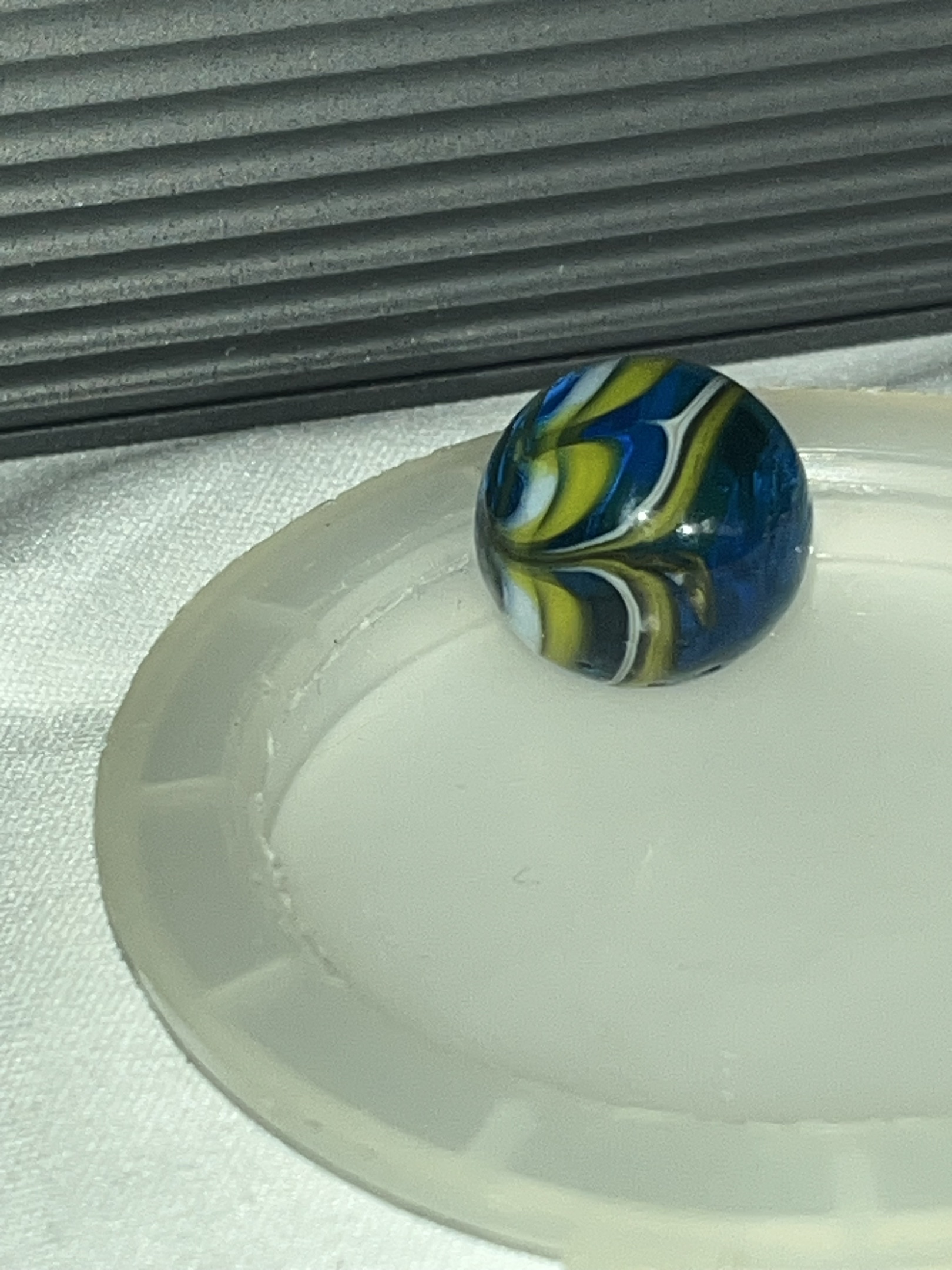 Electric Blue and Yellow Swirl by Christensen Agate Company, identification view