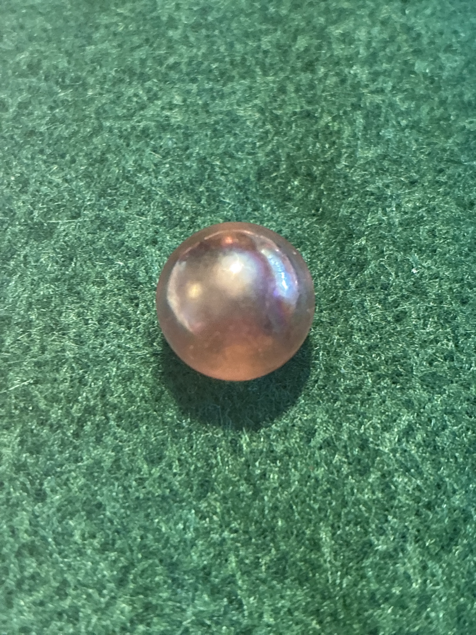 Carnelian / Peach Iridescent by Akro Agate, identification view