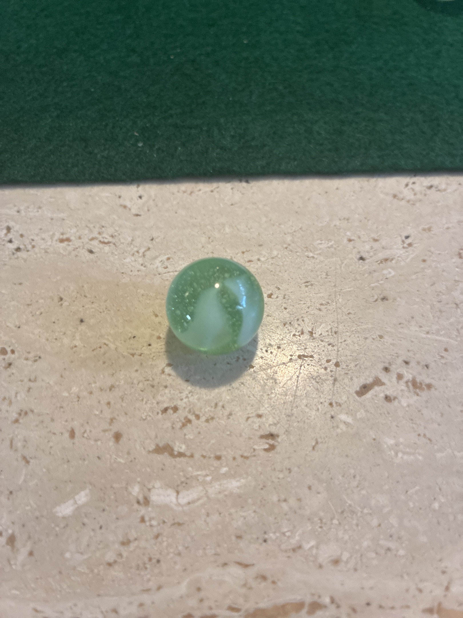Peltier Green Feather Swirl / Rainbo by Peltier Glass Company, identification view