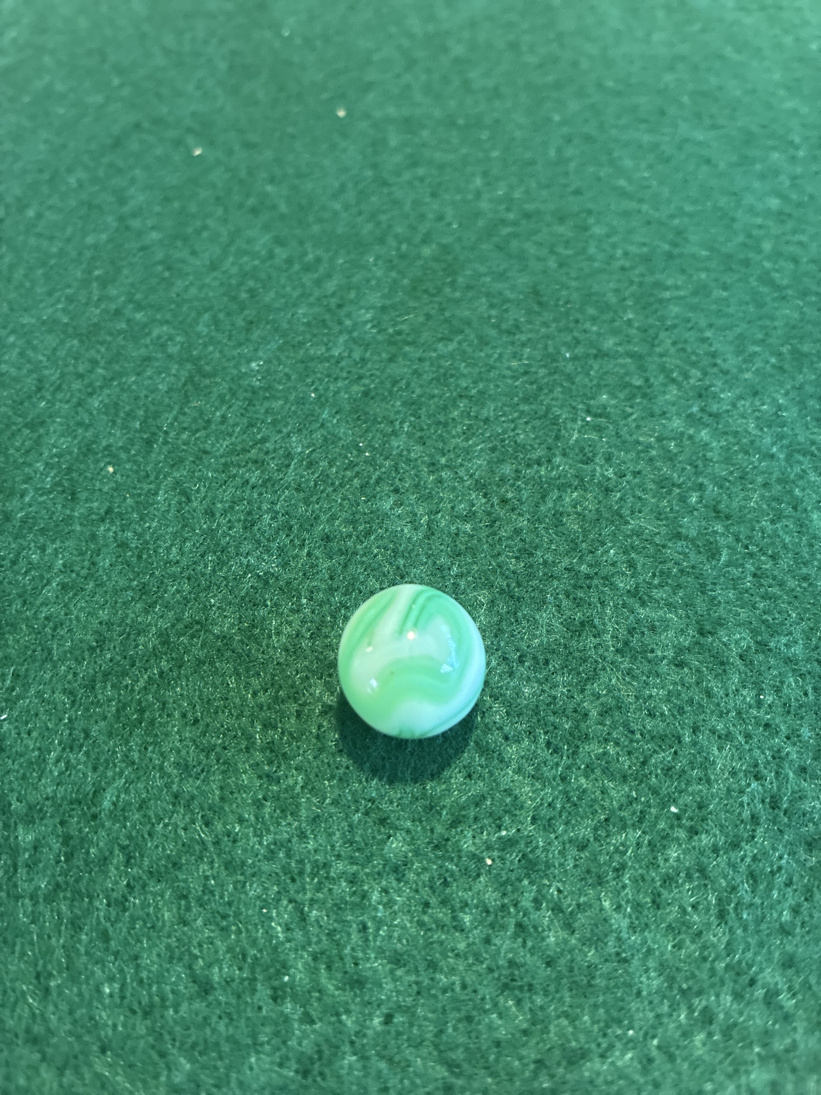 Limeade by Akro Agate Company, identification view