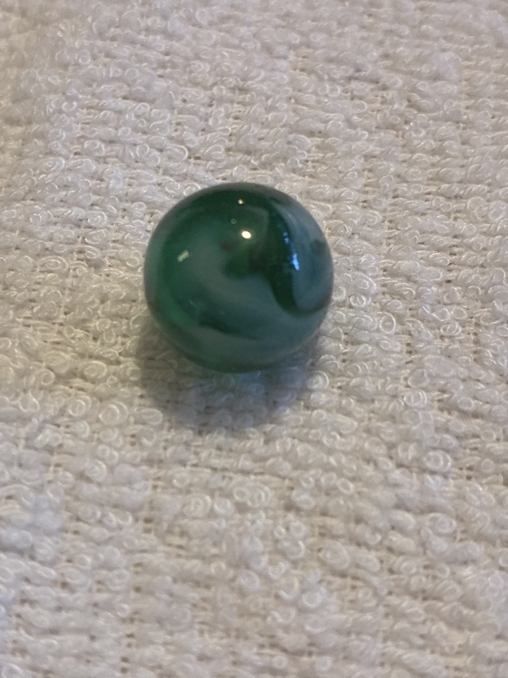 Green Translucent Rainbo by Peltier Glass Co., identification view