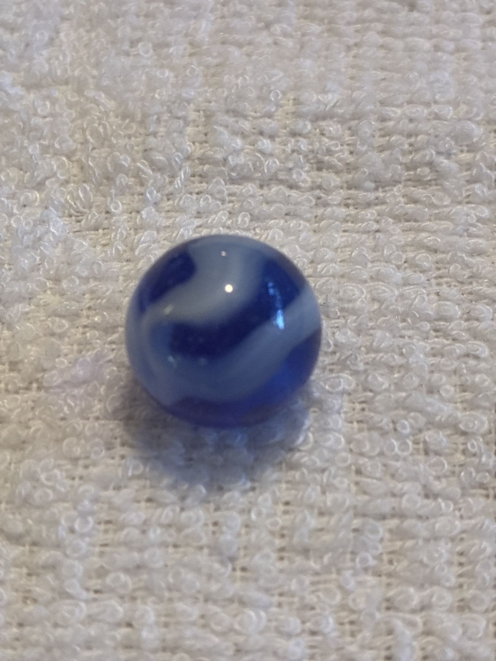 Blue Slag by Akro Agate Company, identification view