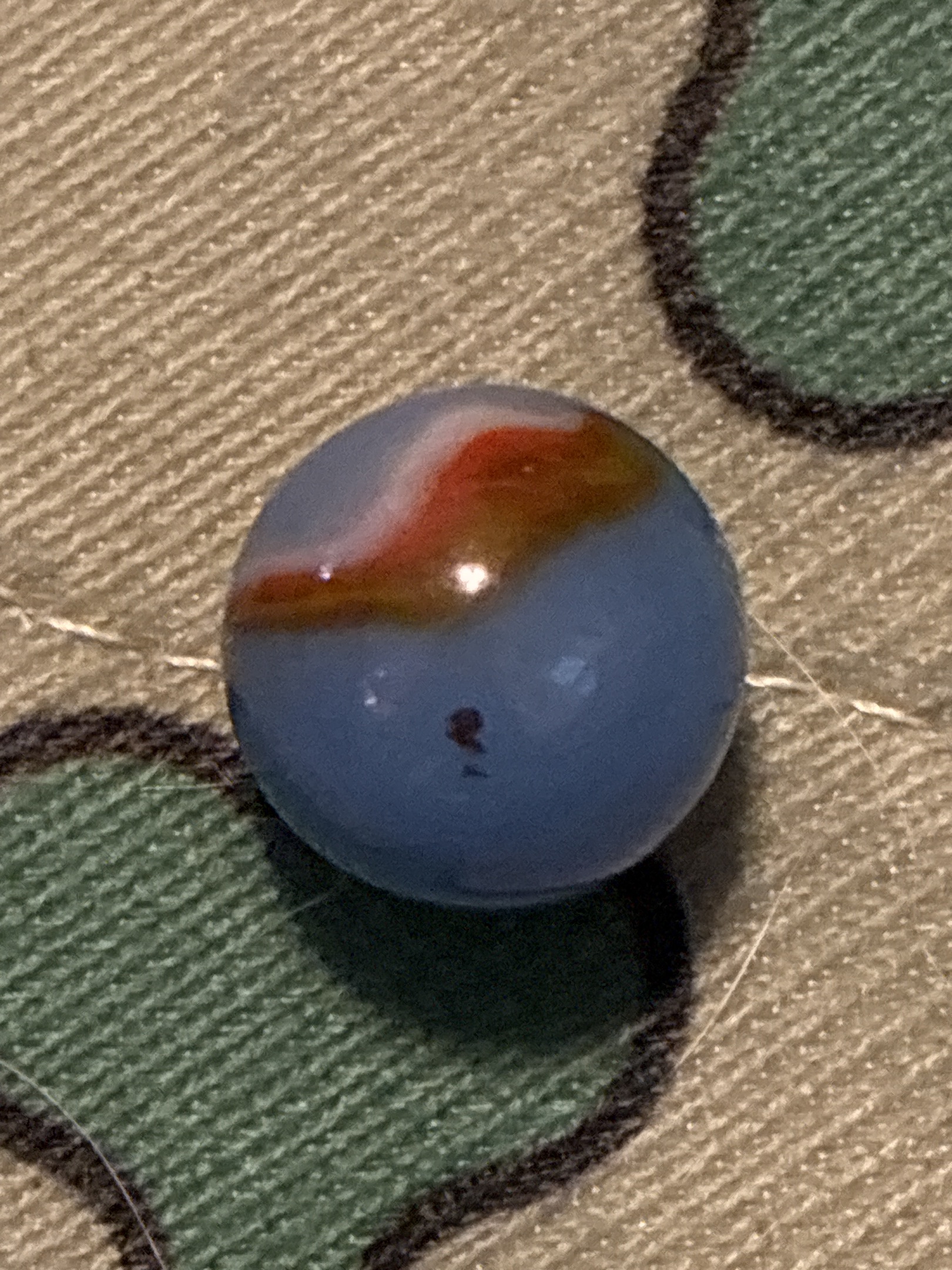 Periwinkle Base with Red/Yellow Ribbon by Vitro Agate Company, identification view