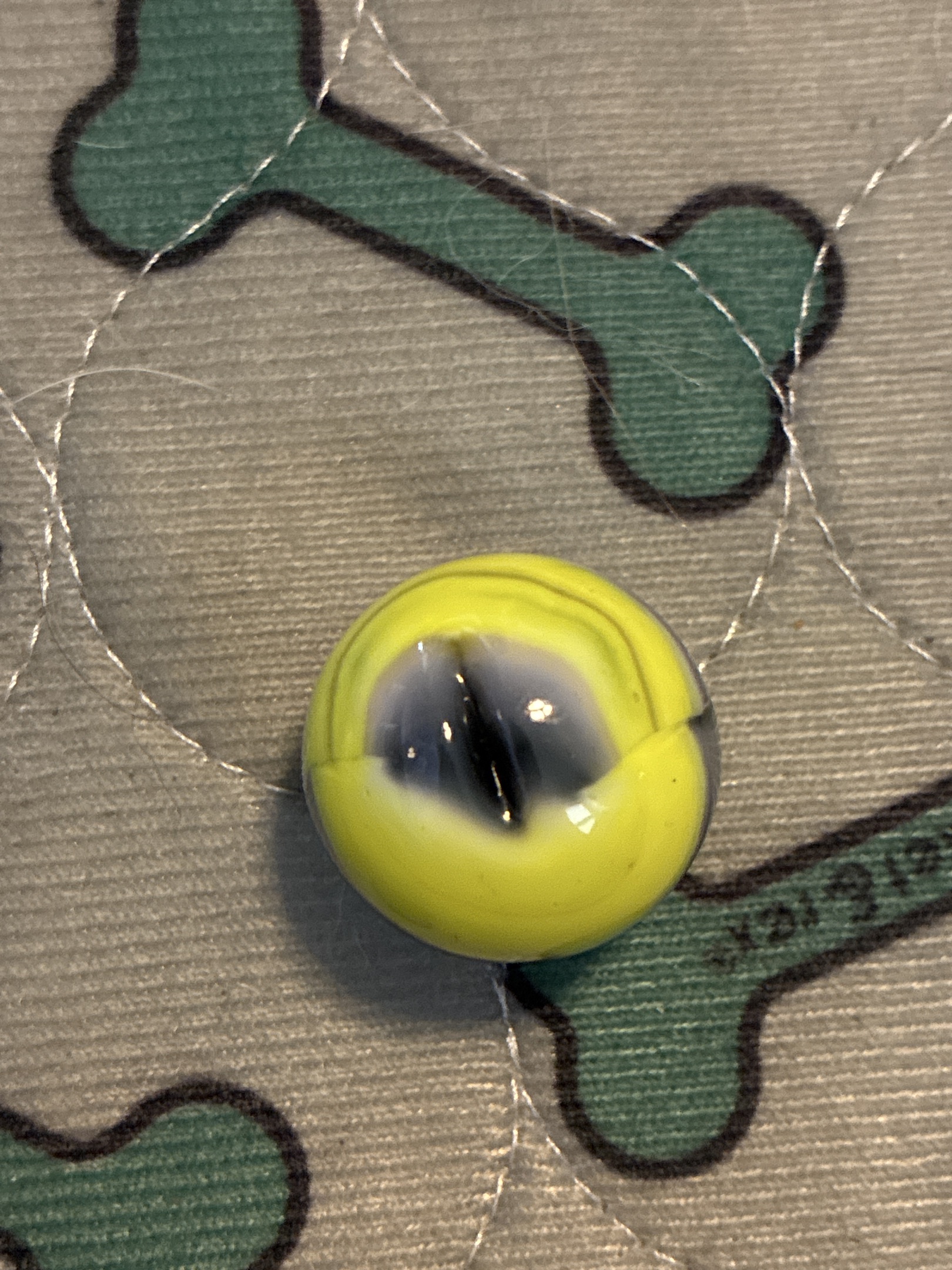 Bumblebee (Pee-wee) by Vitro Agate Company