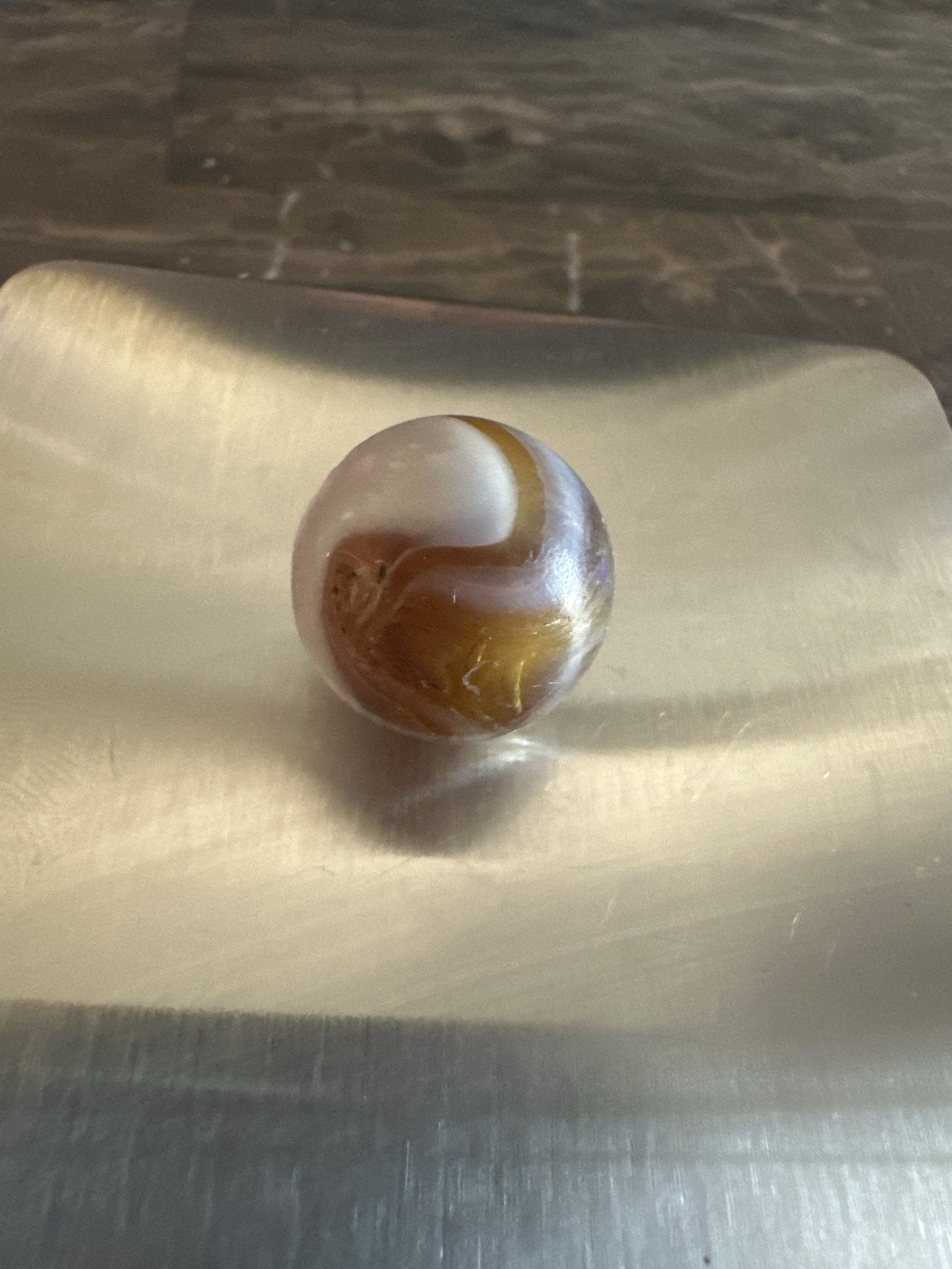 Alley Swirl (Amber/White) by Alley Agate, identification view