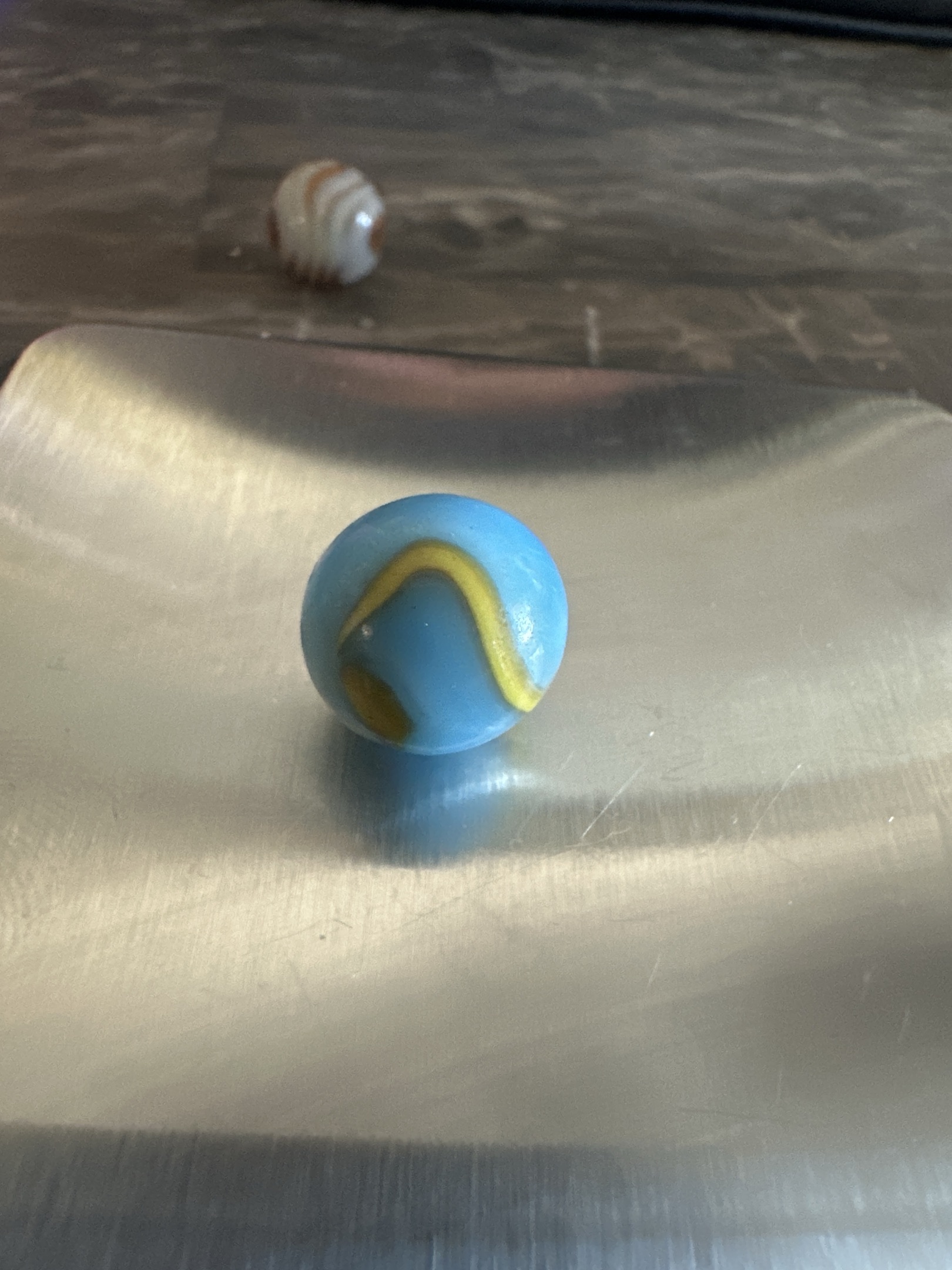 Blue and Yellow Conqueror by Vitro Agate Company, identification view