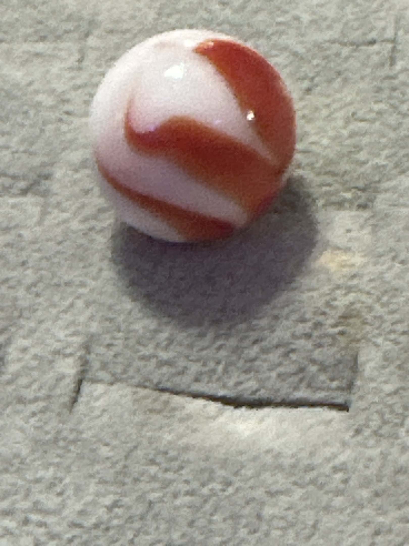 Red Swirl / Coral Swirl by Alley Agate, identification view