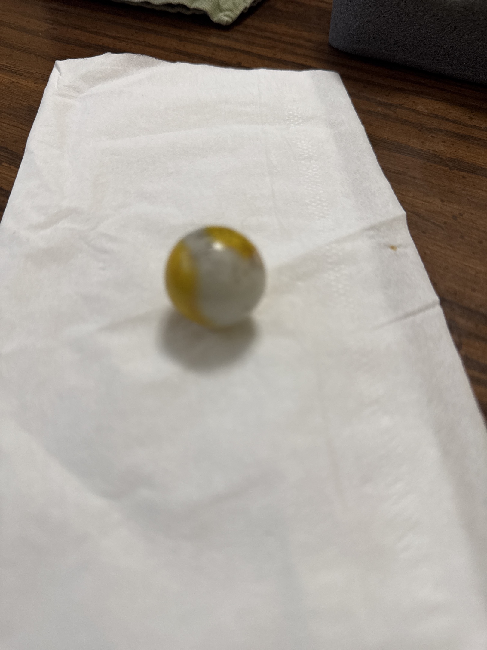 Egg Yolk Corkscrew by Akro Agate, identification view