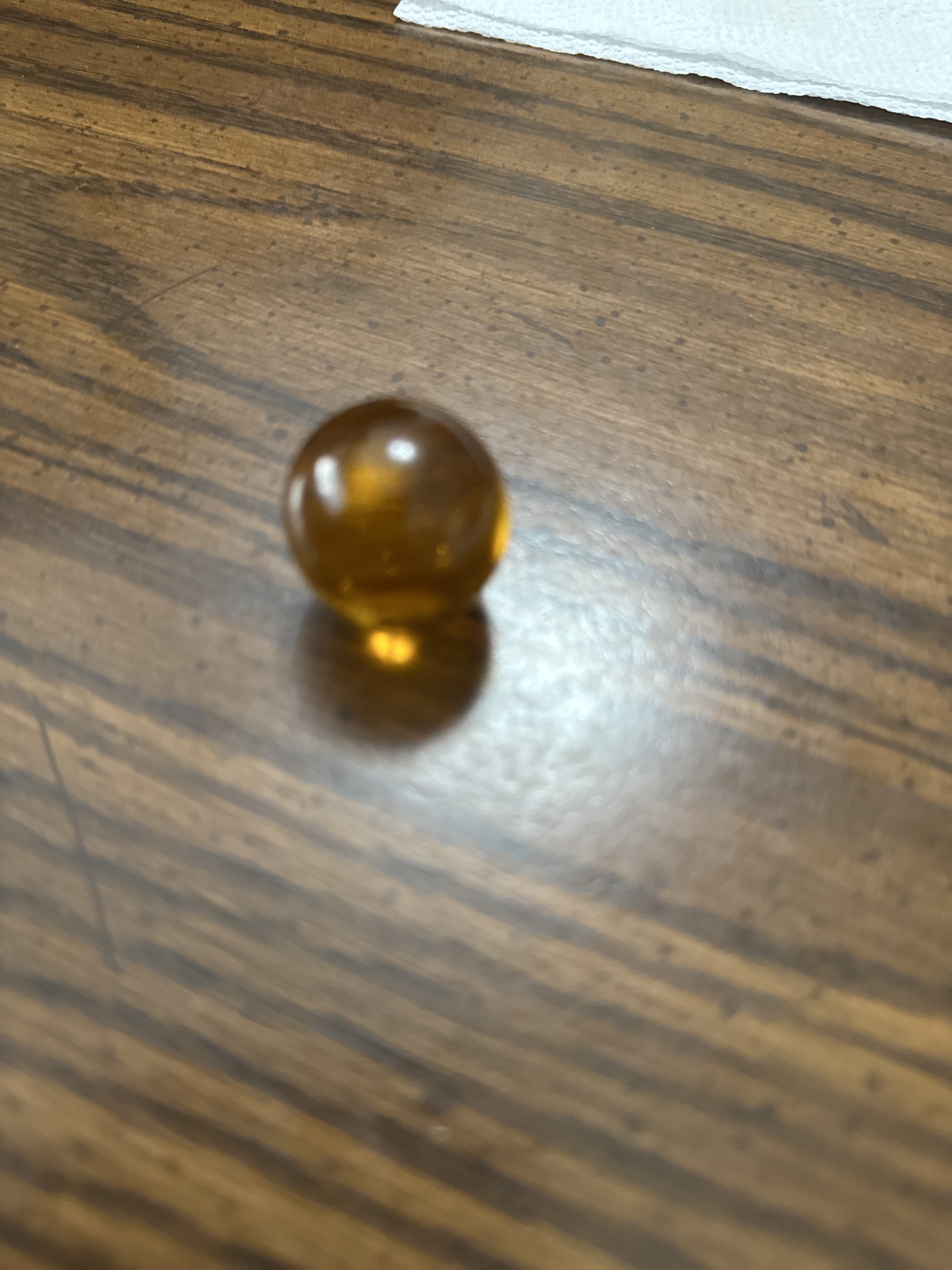 Amber / Topaz Clearie Shooter by Vacor de Mexico (Mega Marbles), identification view