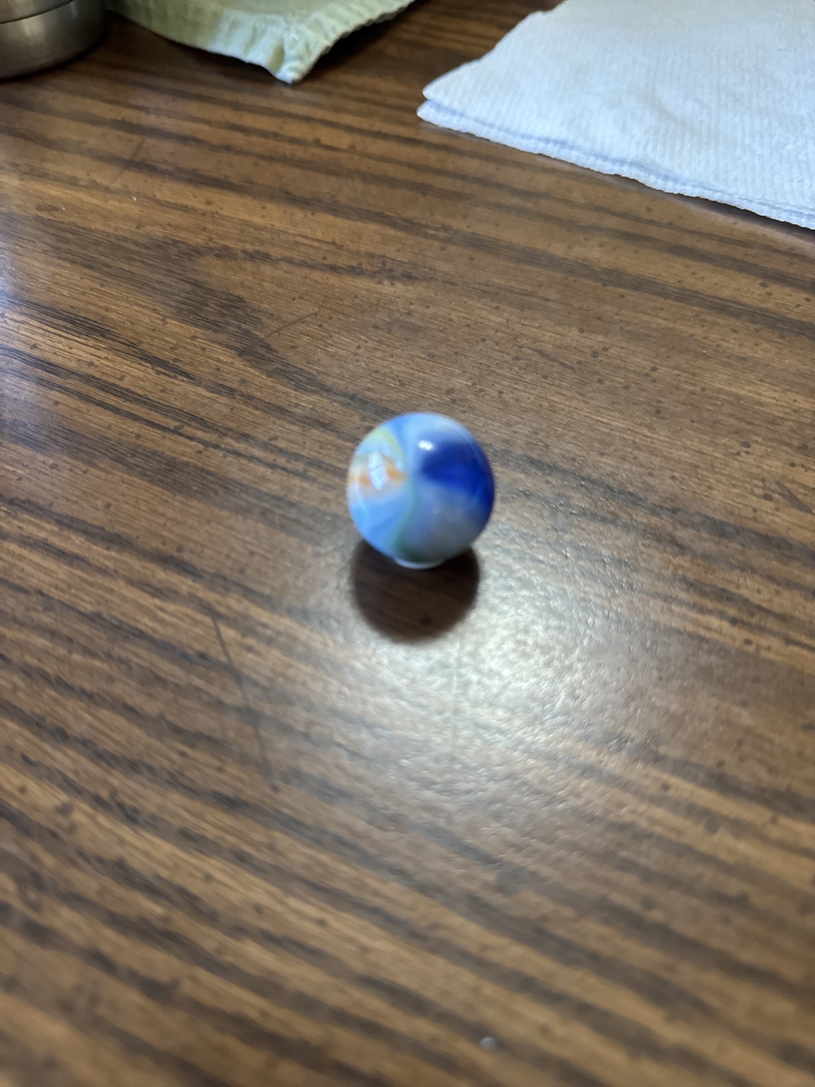 Blue Egg Yolk Special by Akro Agate, identification view