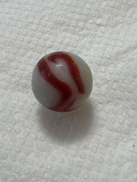Red and White Corkscrew by Akro Agate, identification view