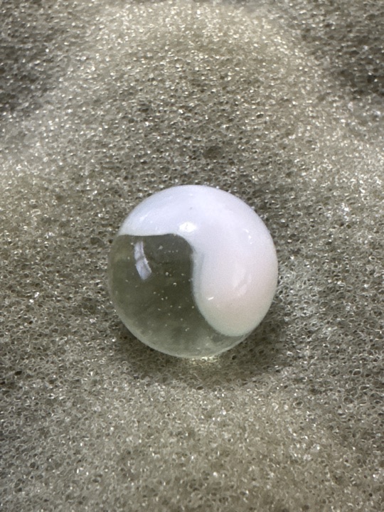 White Patch Clearie by Vitro Agate, identification view