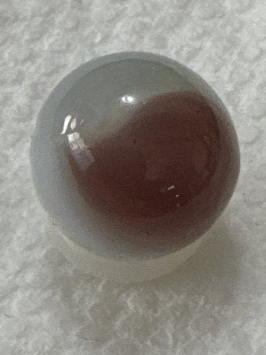 Oxblood Patch by Akro Agate, identification view